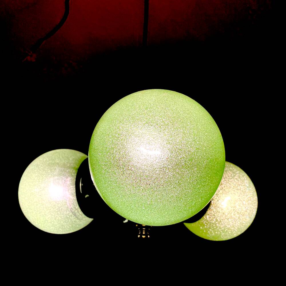Space Age 3-light Sputnik chandelier