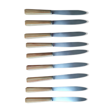 Set de 9 couteaux en bakélite