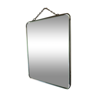 Rectangular barber mirror with its chain
