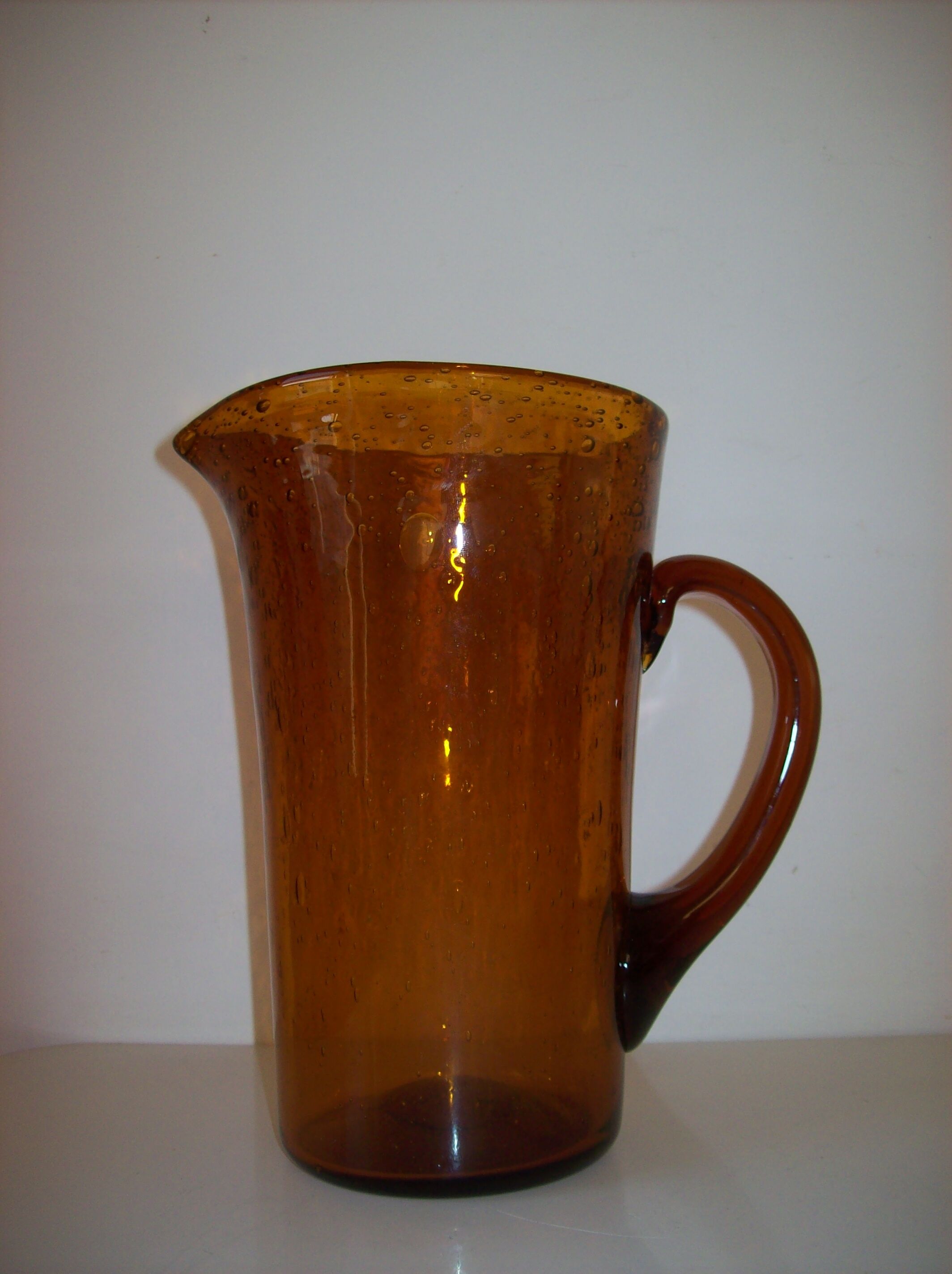 Service has orangeade Biot of the 1970s