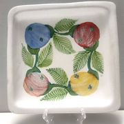 Ensemble de six assiettes carrées vintage en faïence fabriquées à la main par De Simone, Italie