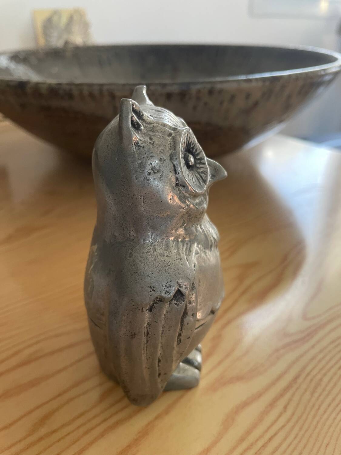 Nice box, tin owls from La Fontaine.