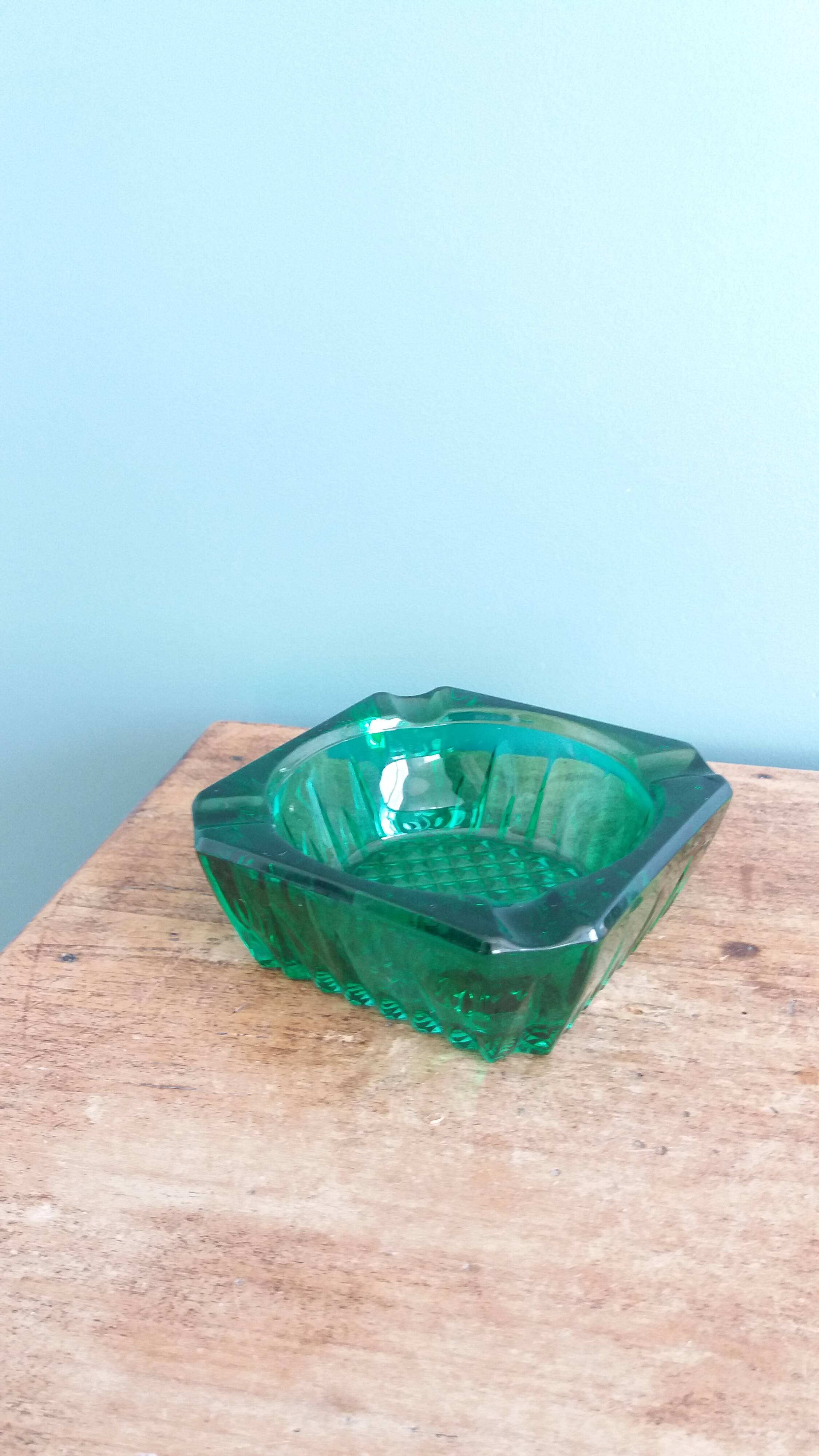 Emerald green glass ashtray, Arques crystal glassware.