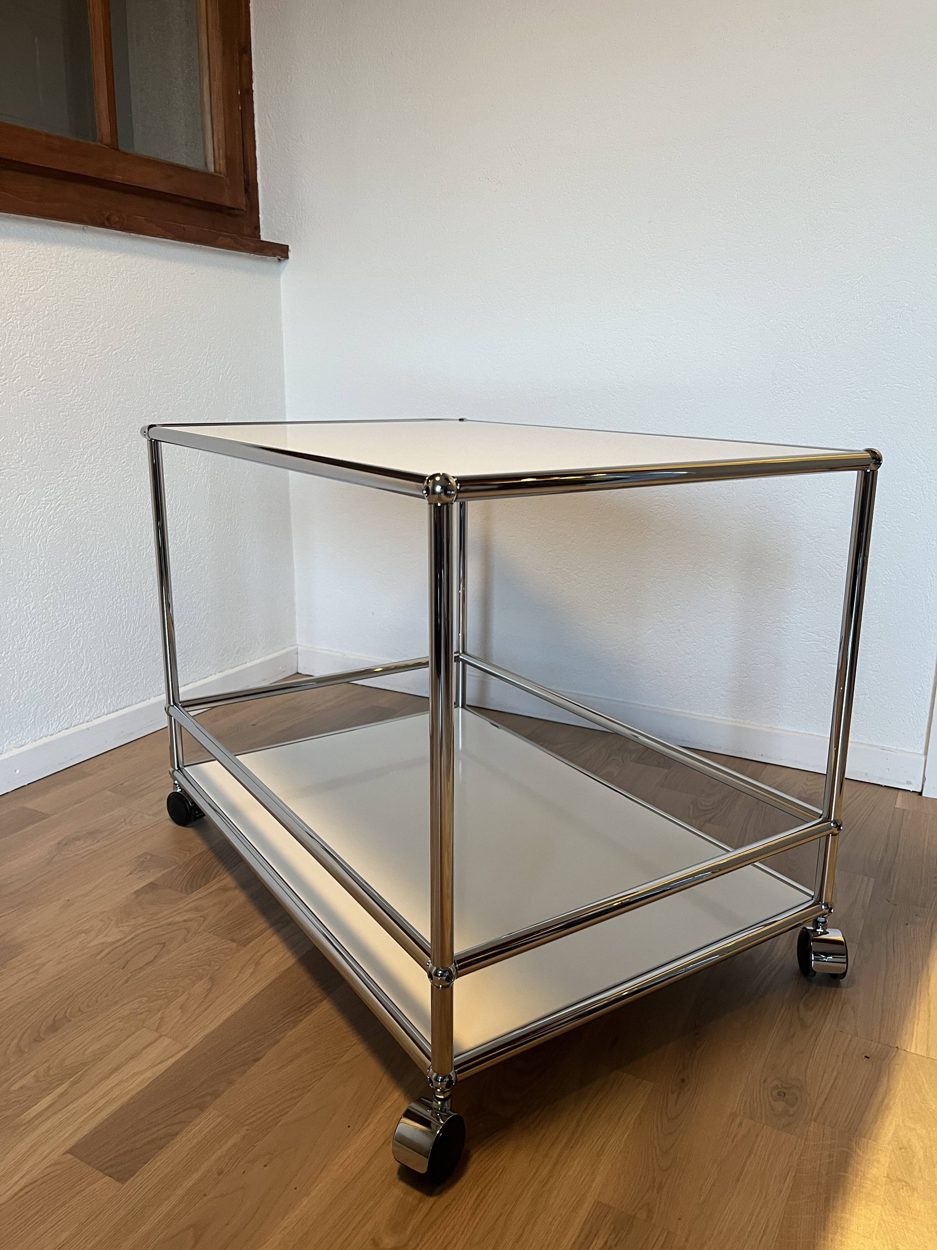 USM Haller Serving Trolley in Pure White