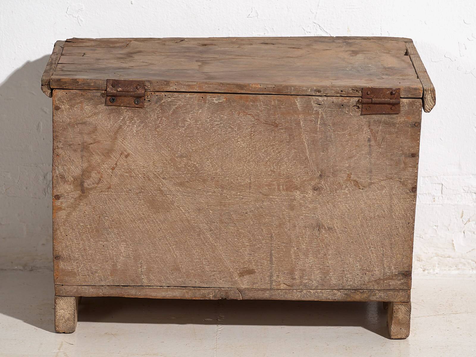 Old green patinated wooden chest (c.1900)