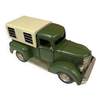 Vintage Pick-Up decoration truck