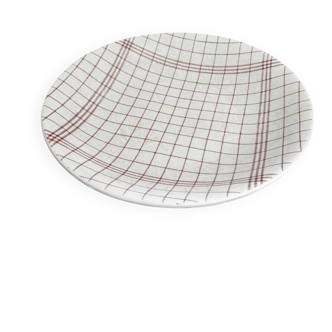 Vintage shallow plate with towel pattern Gien