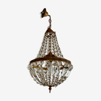 Hot air balloon chandelier with tassels