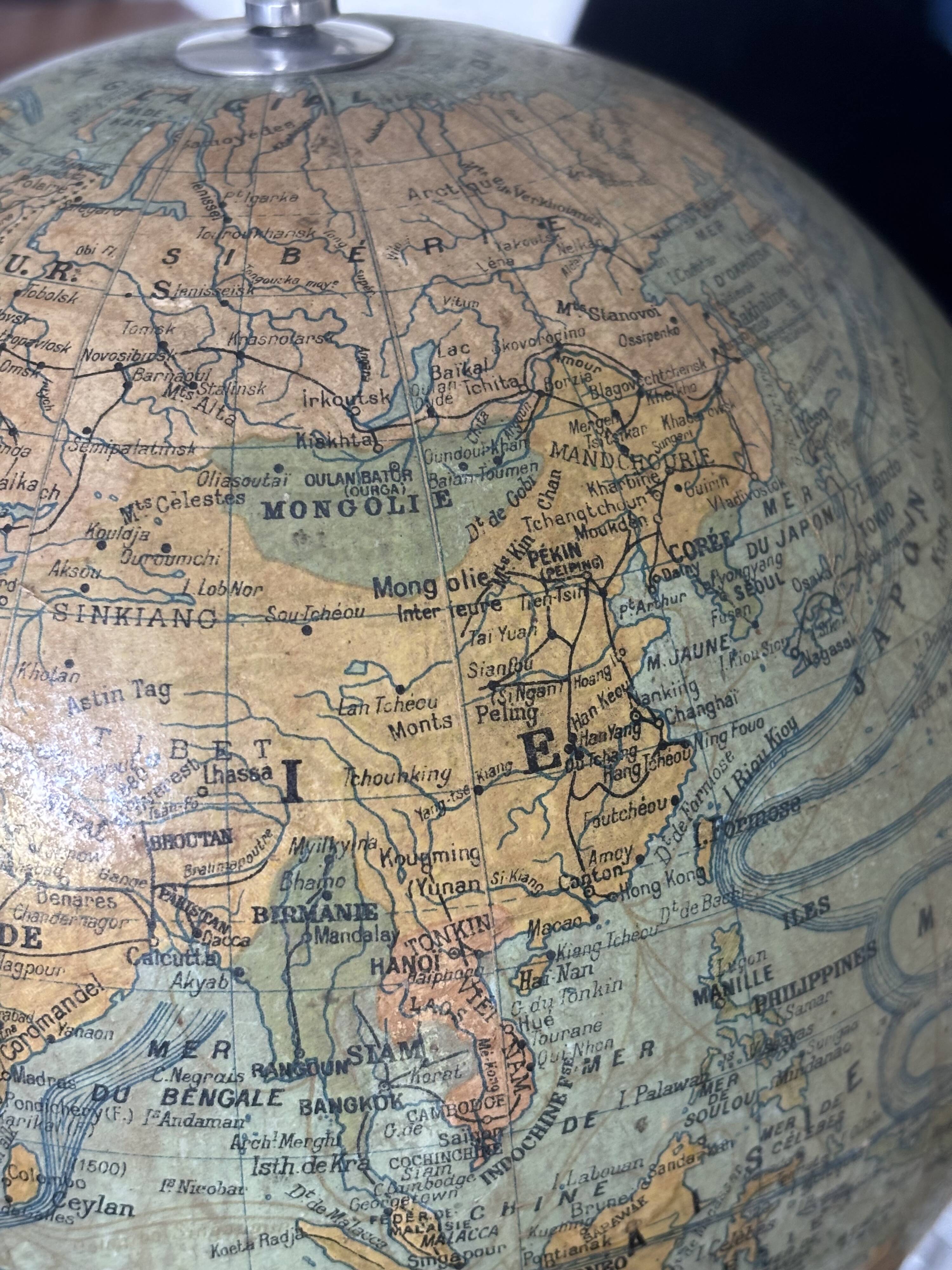 Globe vintage 1950 terrestre Girard et Barrère et Thomas - 33 cm