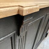 Early 20th century bar counter