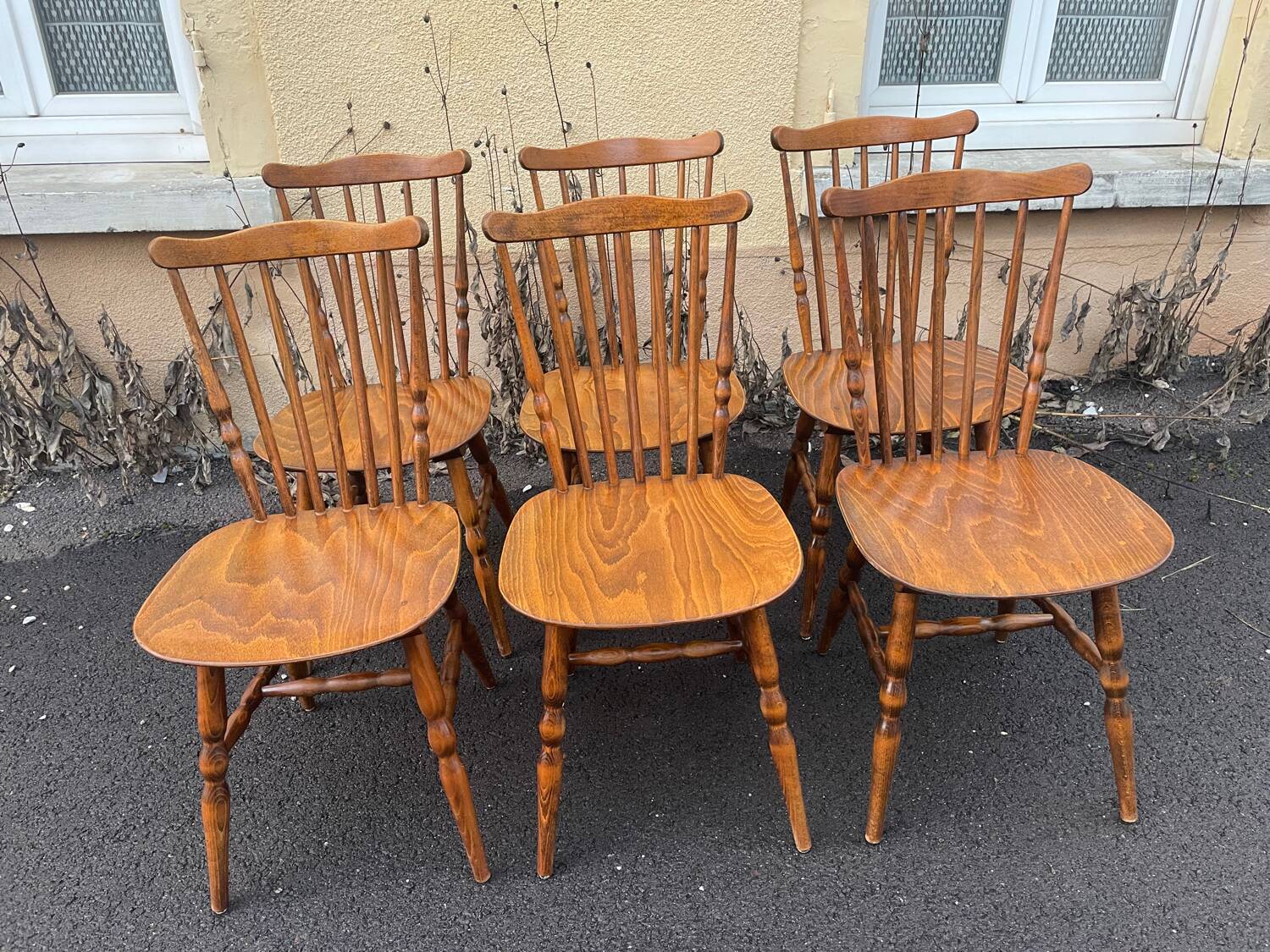 Baumann chairs