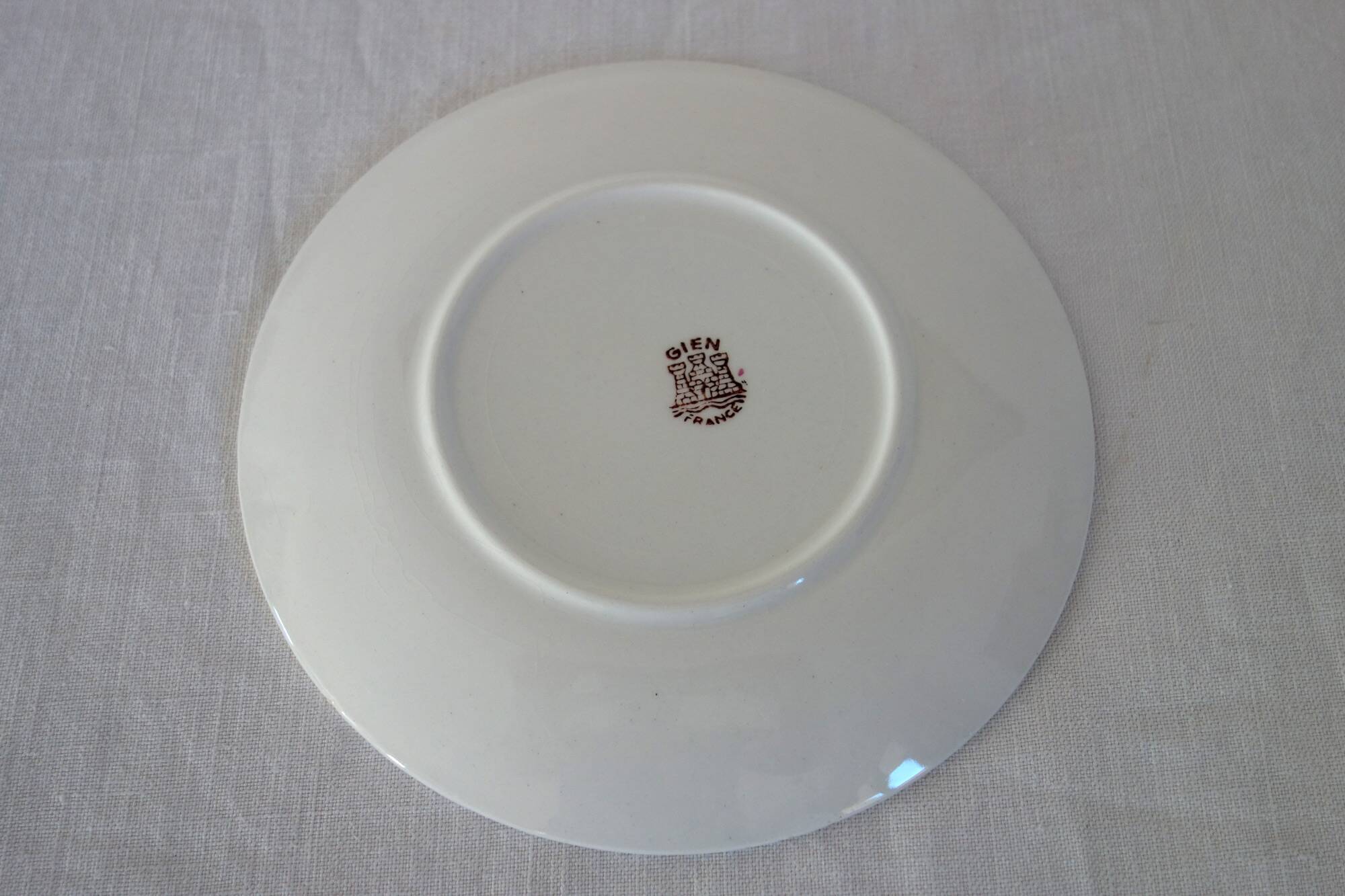 8 dessert plates Gien circa 1940
