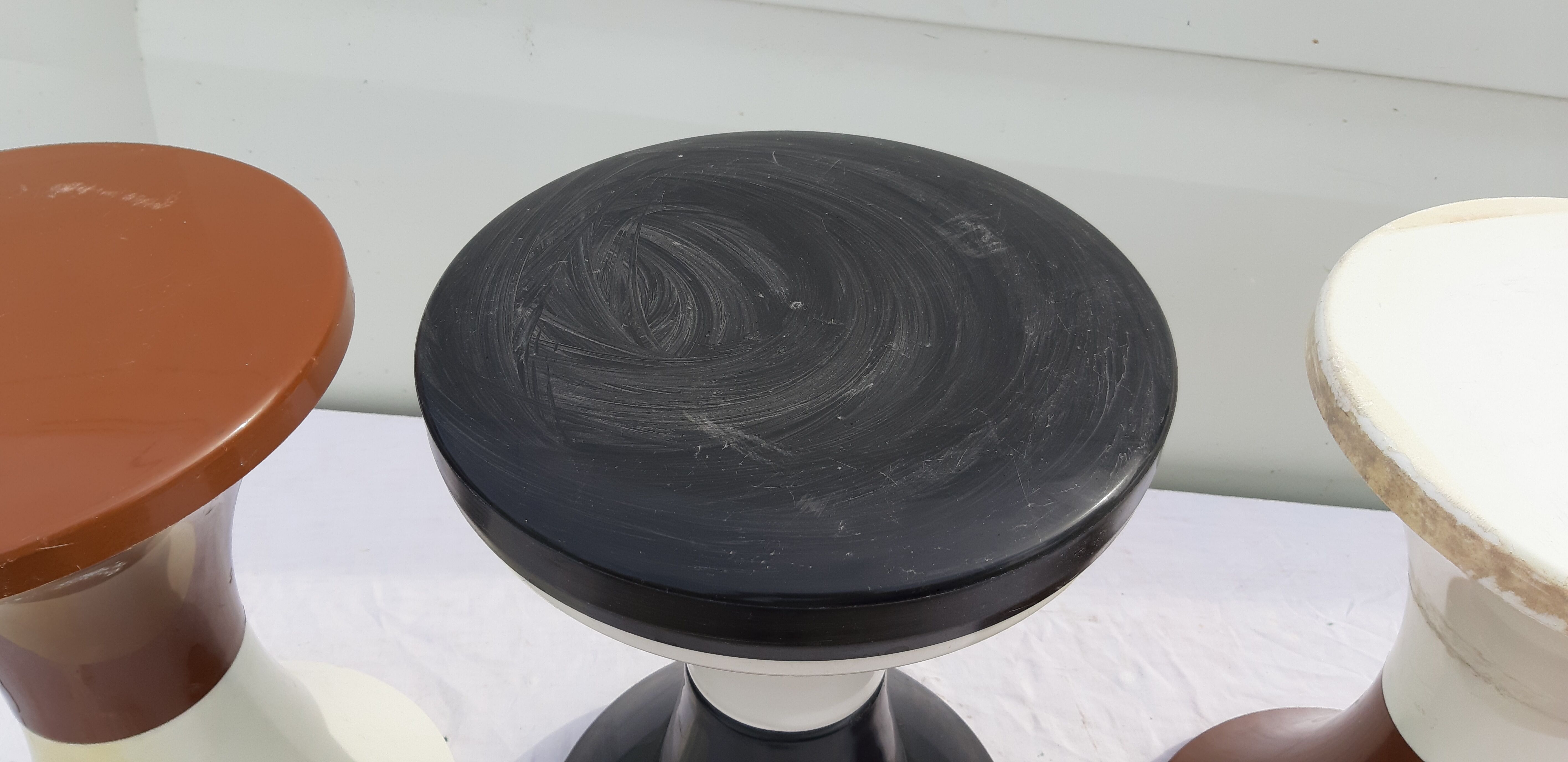 3 vintage tam tam " Stamp " stools