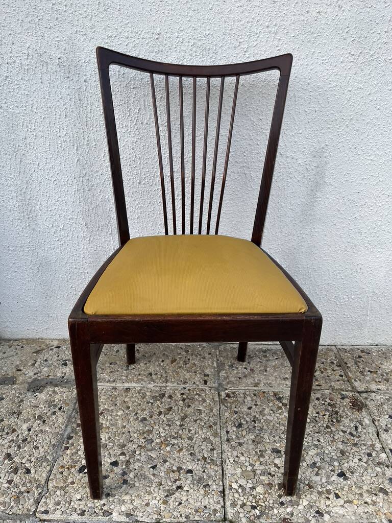 Lot de 4 chaises Casala vintage