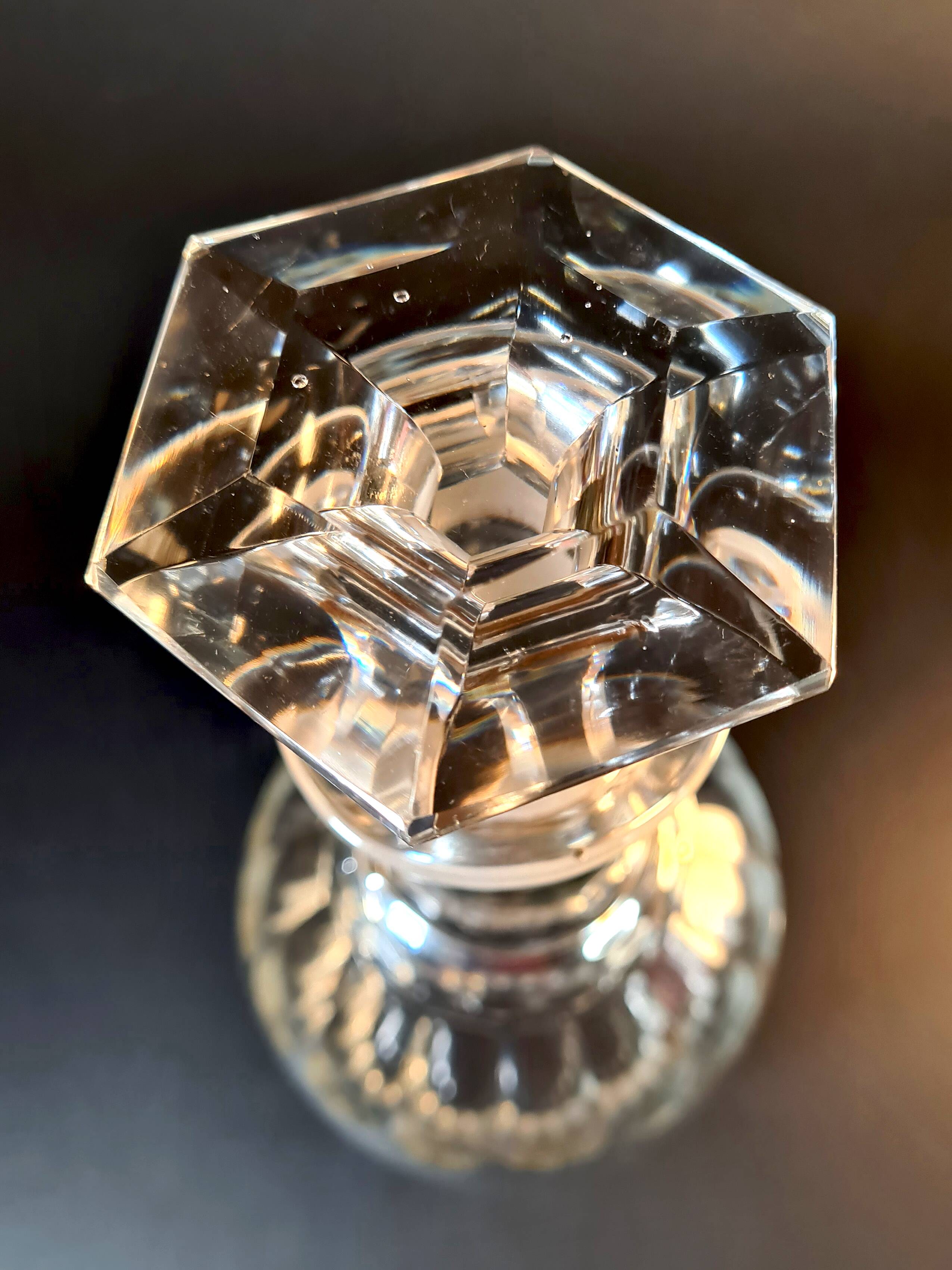 Title: Large Georgian Crystal Decanter – 3-Ring Neck & Stopper