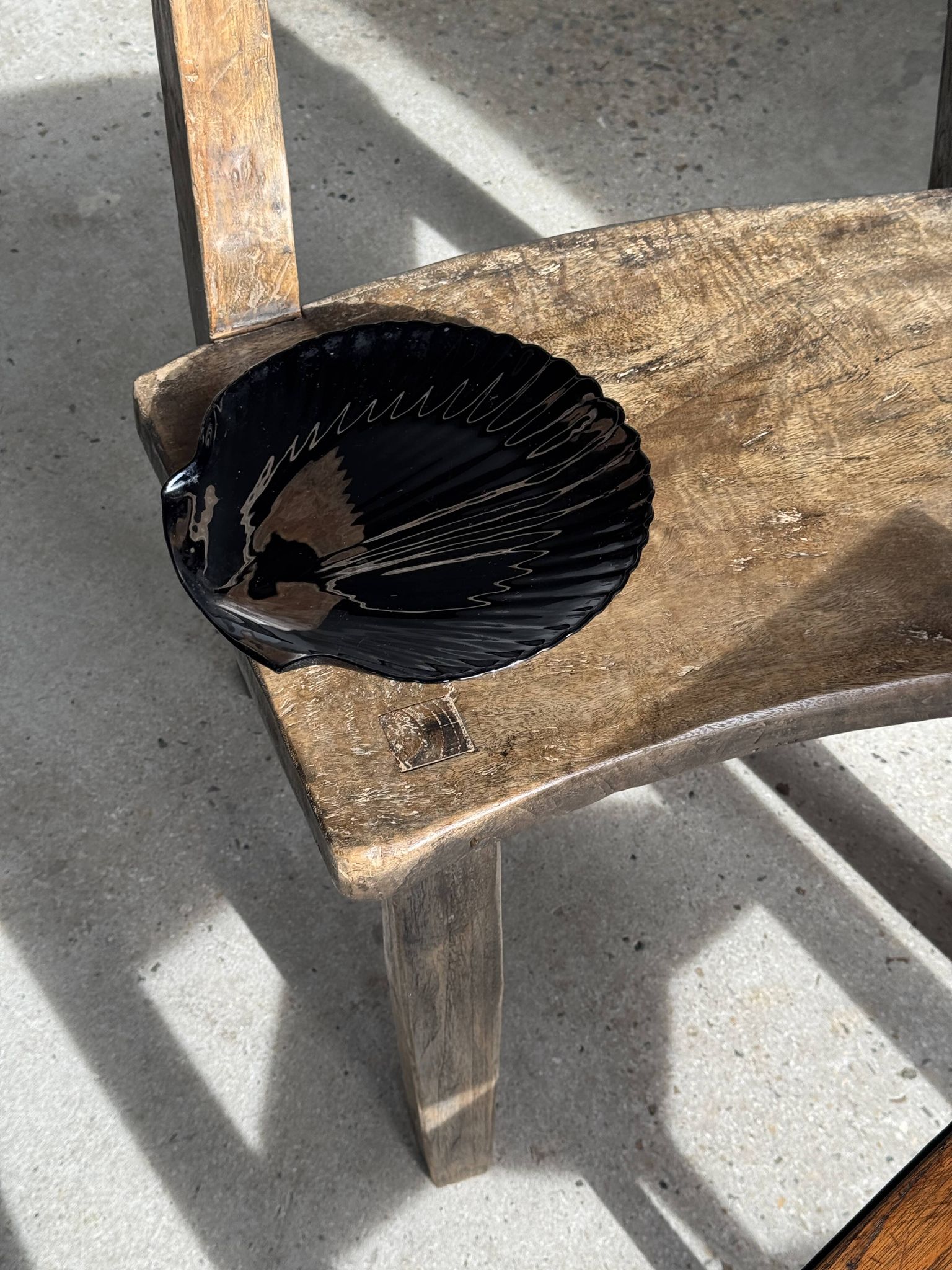 Pair of vintage black glass shell dishes D32 and D26