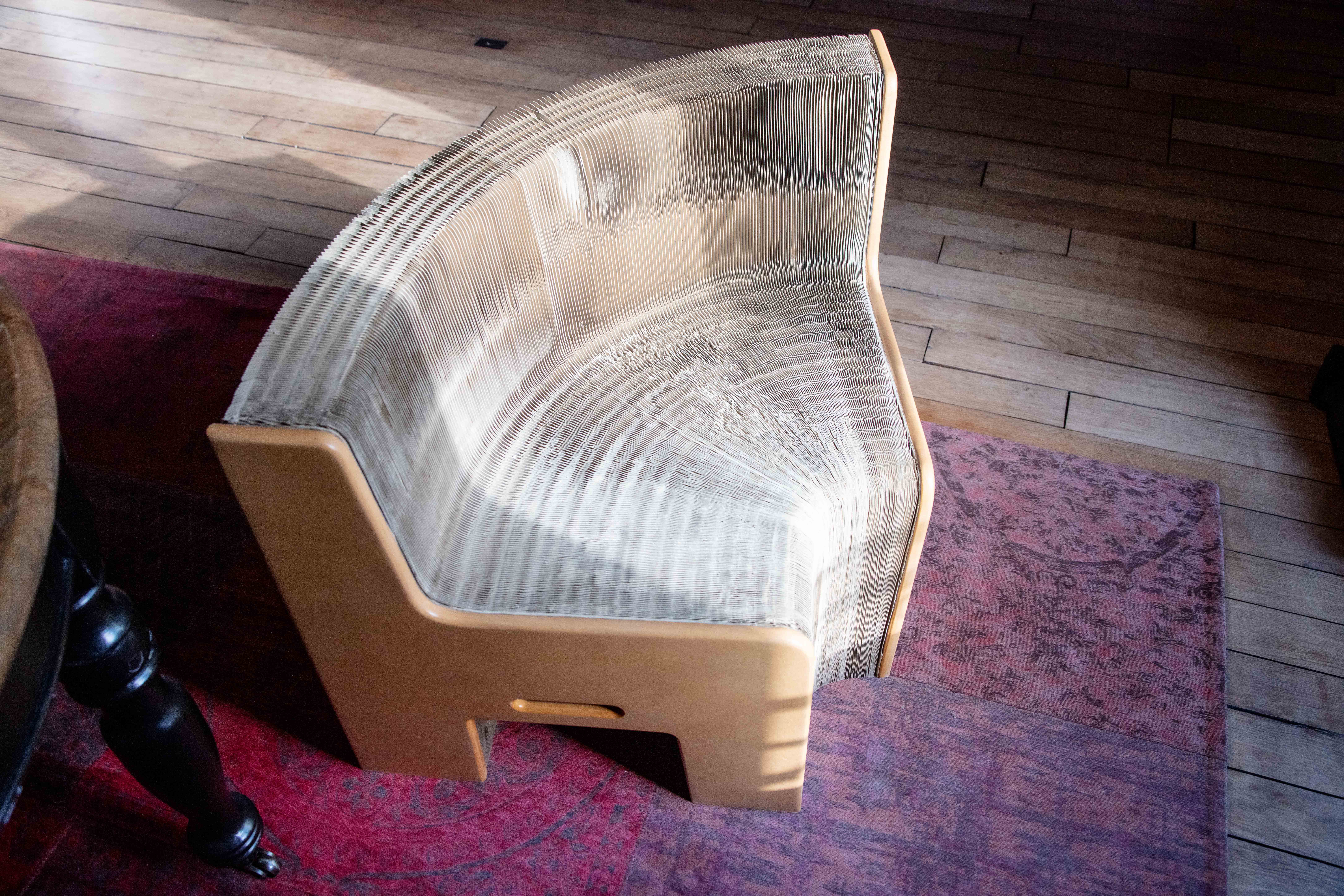 Extendable armchair design by Chishen Chiu Flexible Love circa 2000