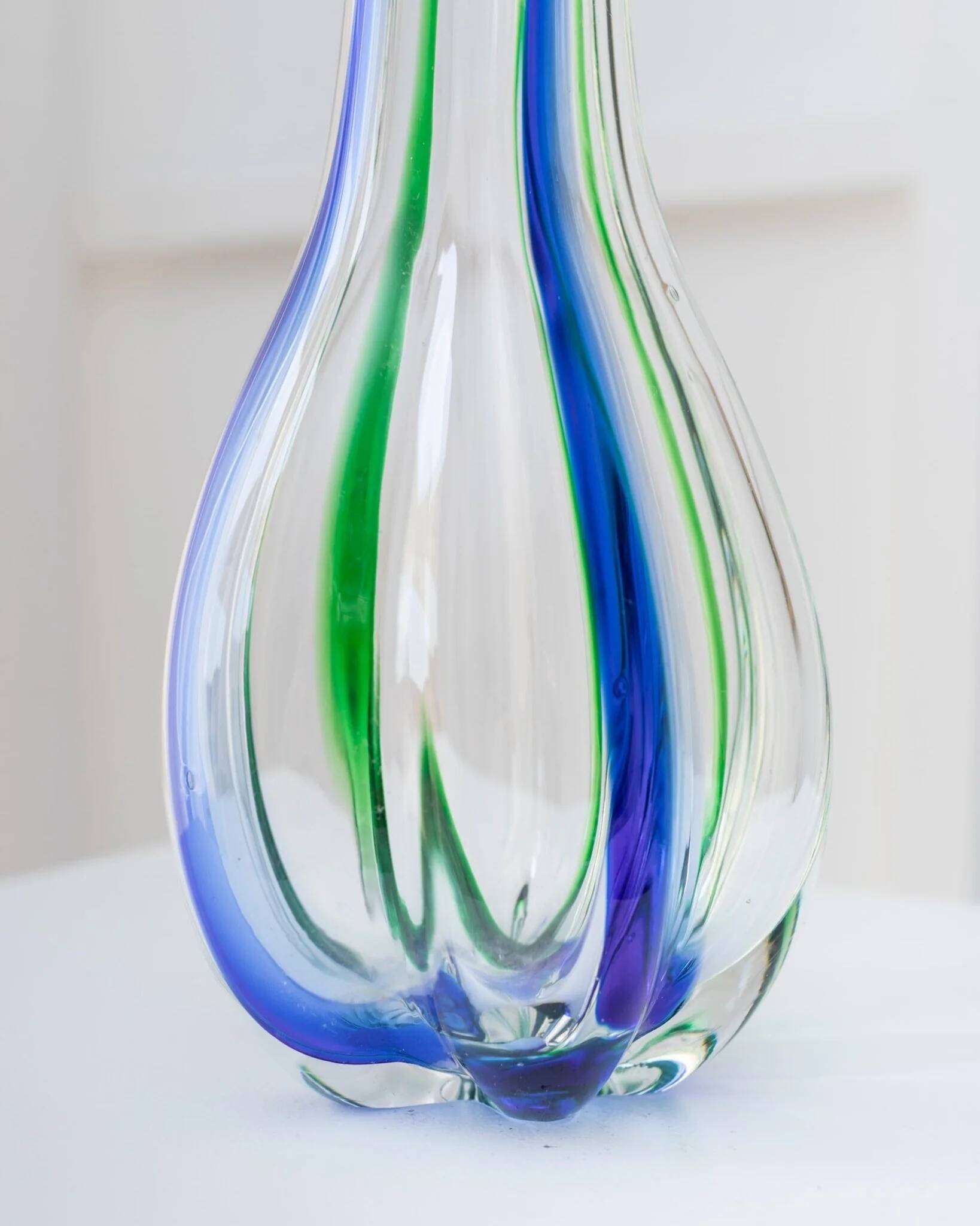 Vase en verre vintage Murano Archimede Seguso XL, transparent avec détails bleus et verts, forme citrouille, Italie années 1970
