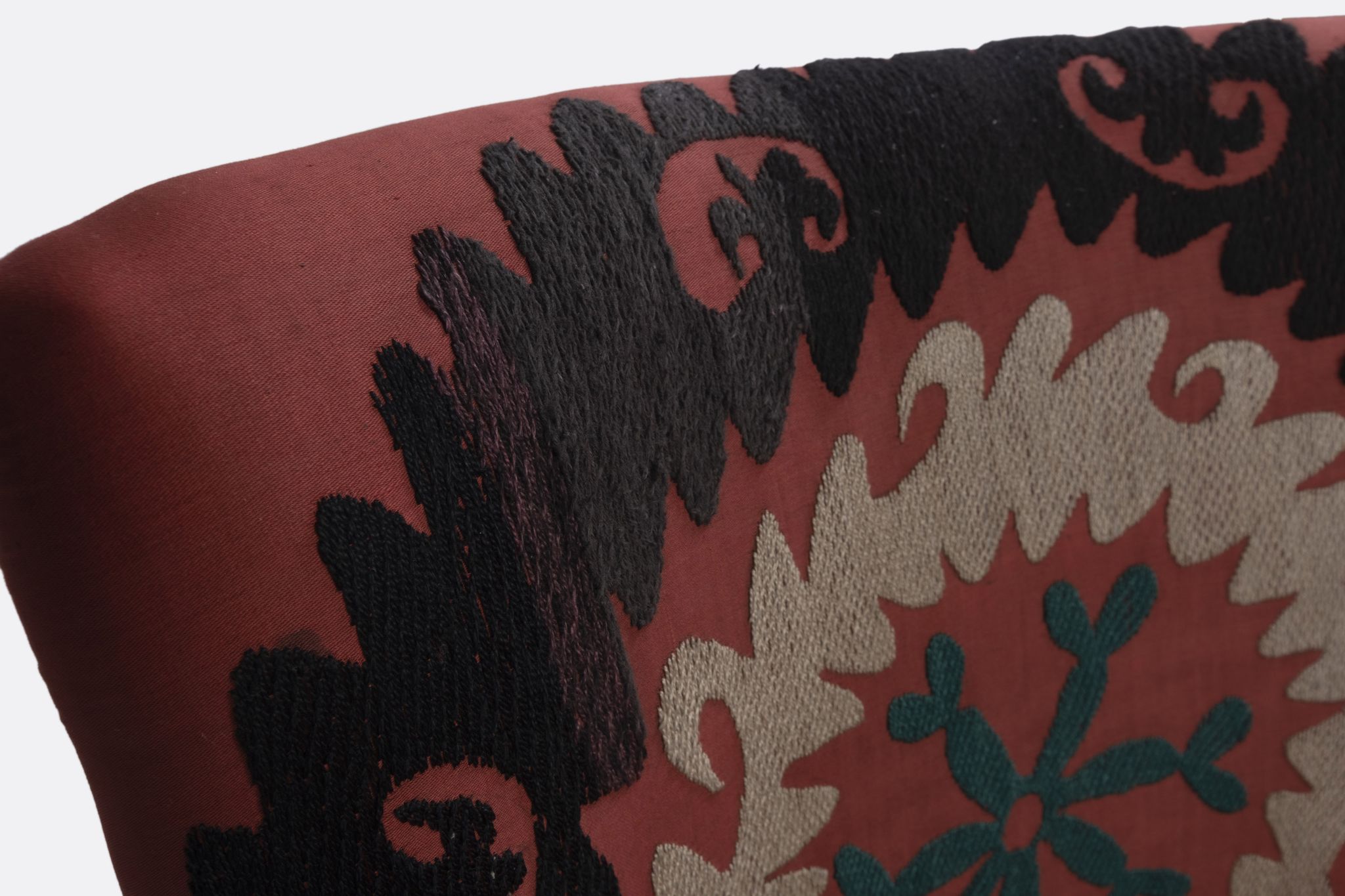 Fauteuil ethnic bergere
