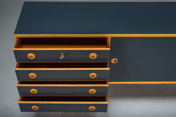 Buffet en pin de style moderne du milieu du siècle, de la marque Musterring International, années 1960