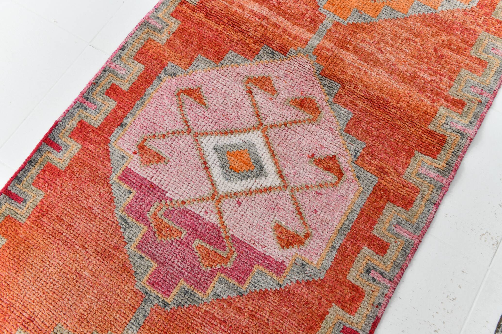 3x11 Red & Pink Super Soft Vintage Runner Rug, 98x335Cm