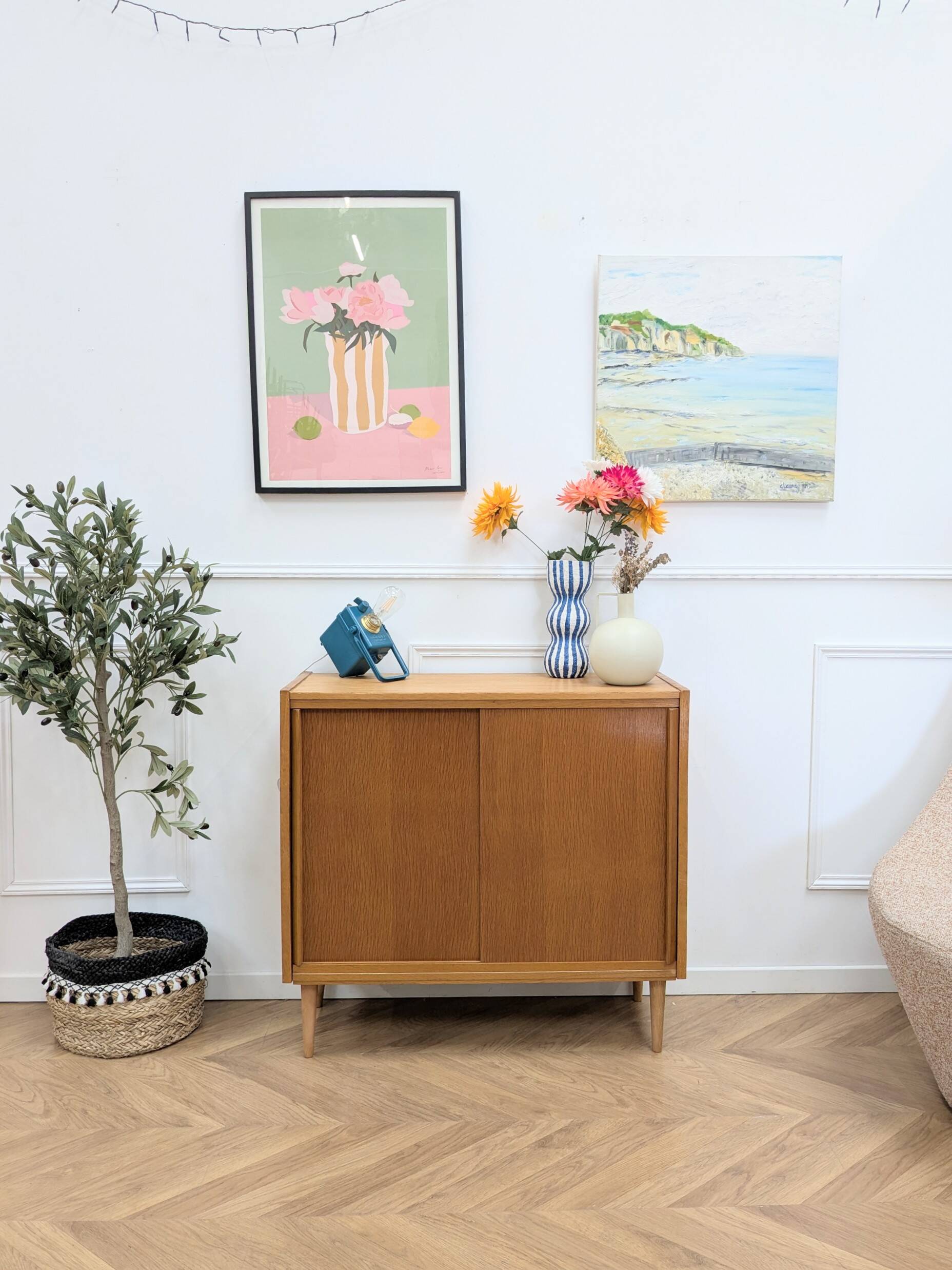 Vintage shallow sideboard