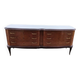 Commode mid-century italienne marron en bois, plateau verre noir et poignées laiton