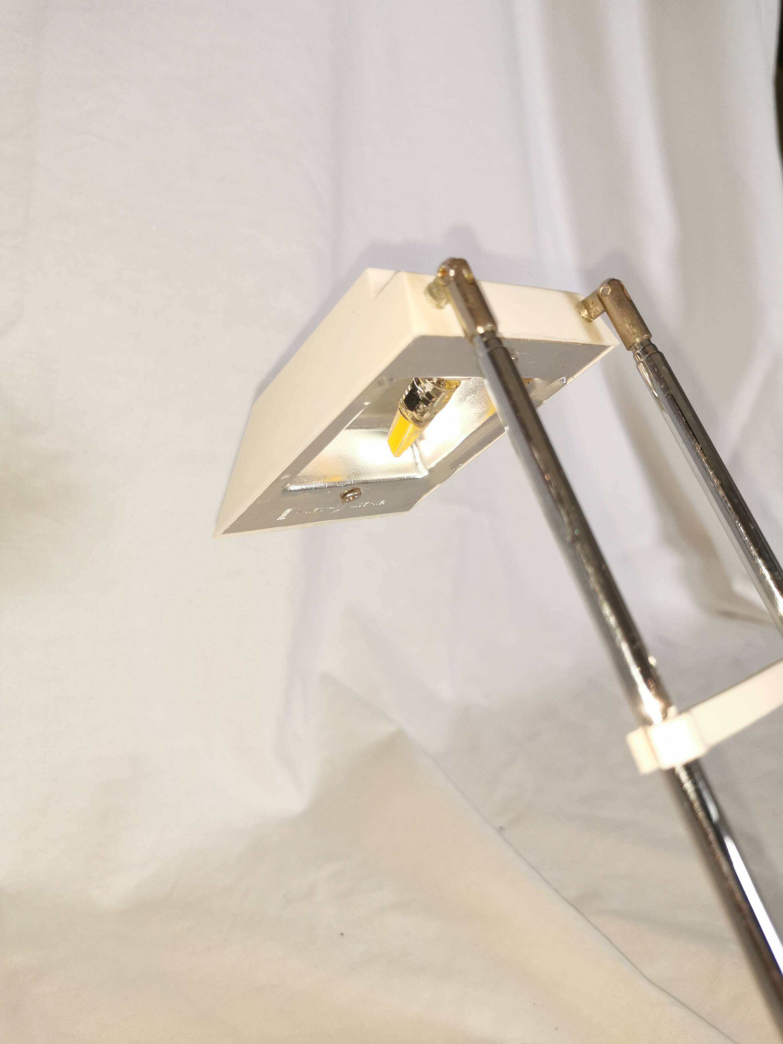 Telescopic halogen desk lamp, postmodern, 1980s