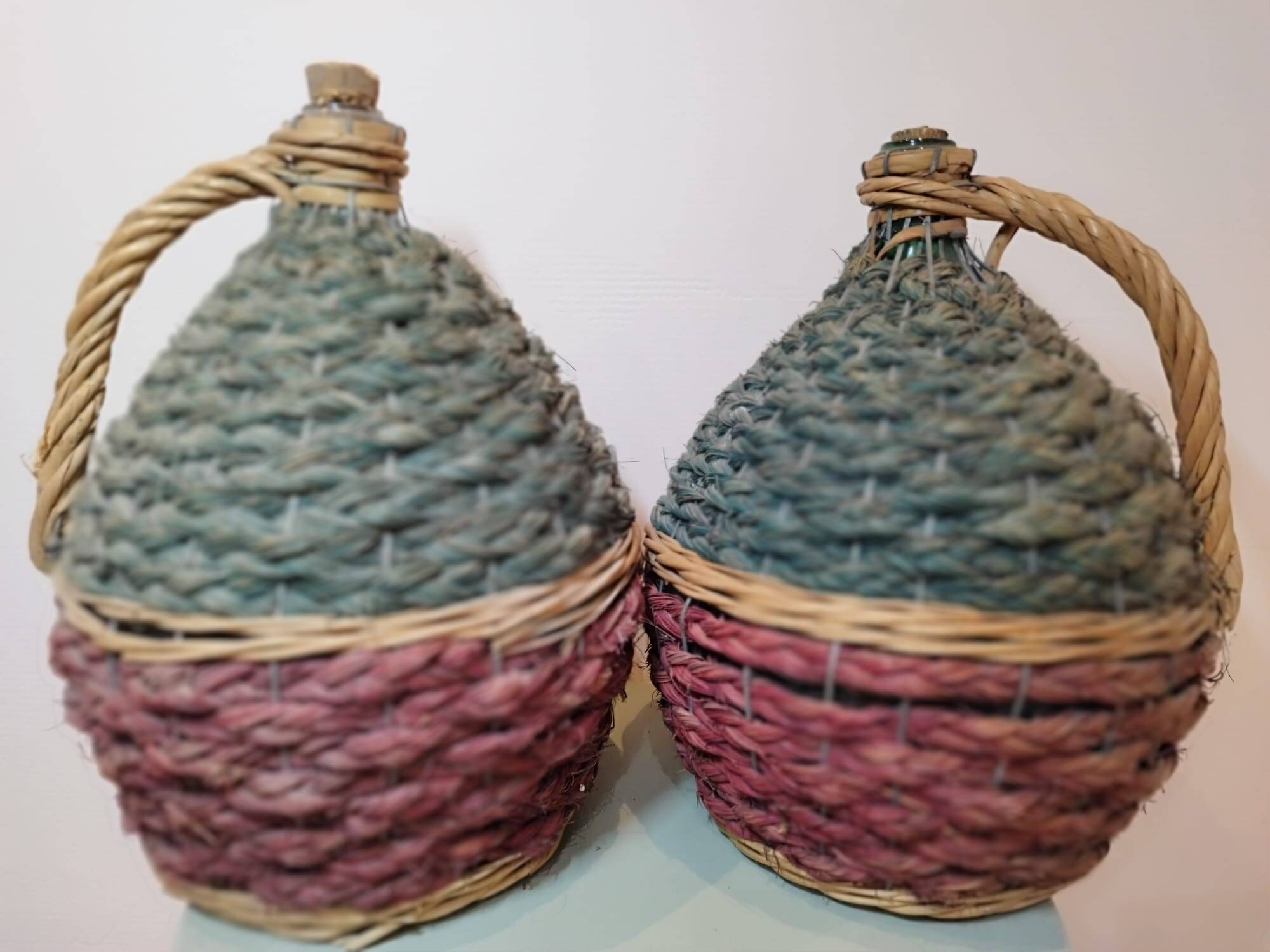 Give me Jeanne protected by a coloured willow.