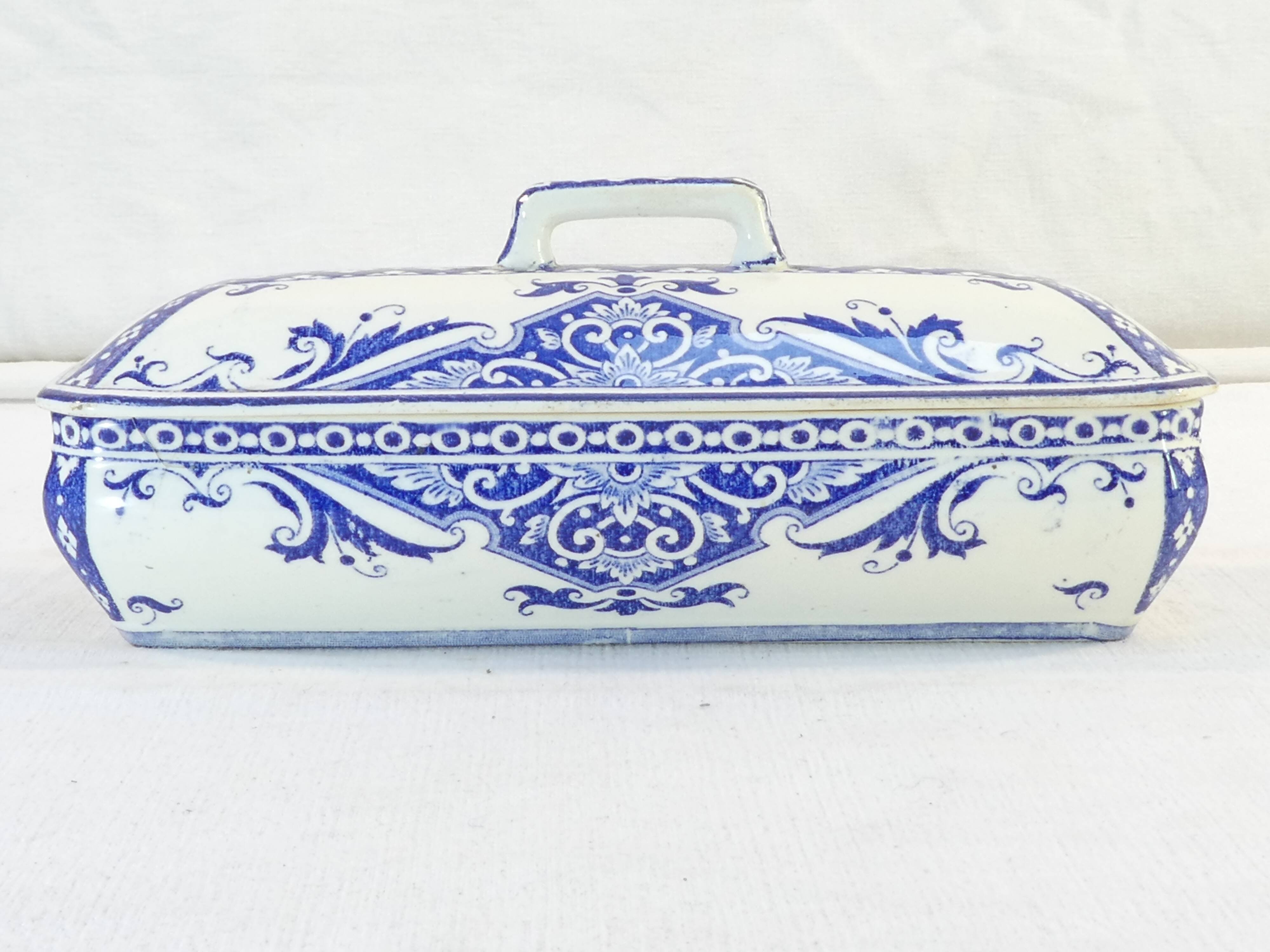 Old soap holder formose u and c sarreguemines and digoin