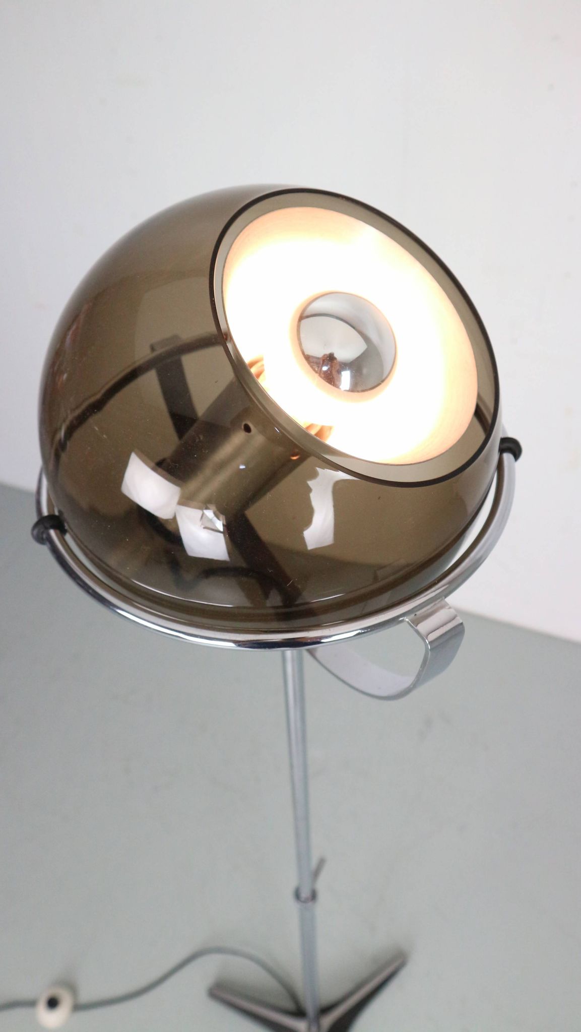 Glass floorlamp "Globe 2000" by F. Ligtelijn for RAAK Amsterdam, 1960