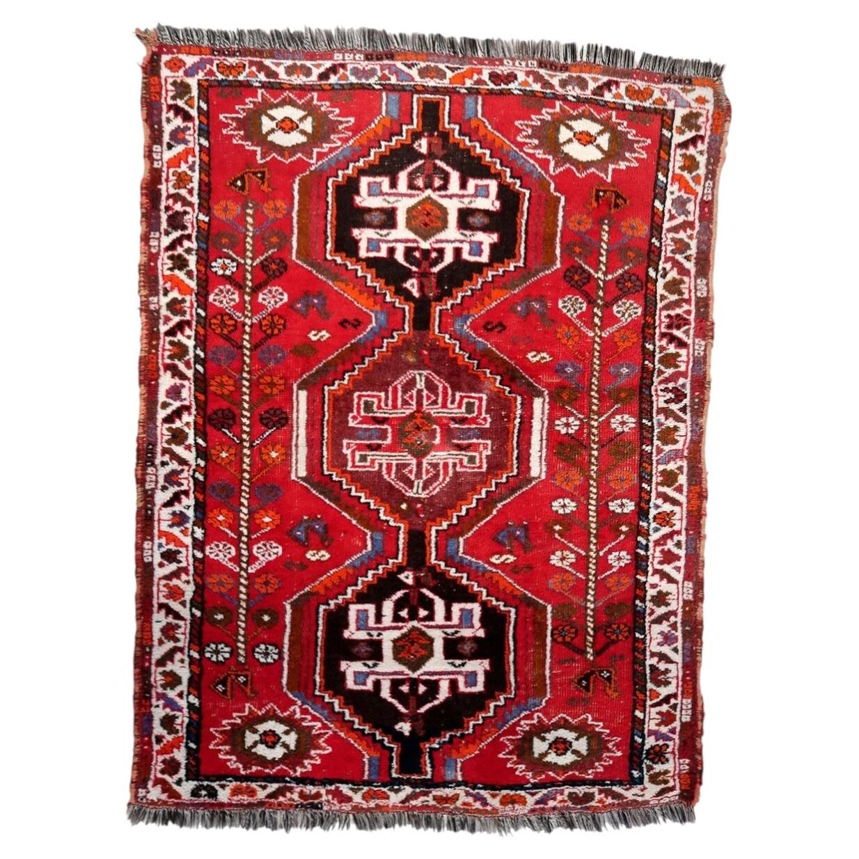 Vintage 1940s Persian Shiraz rug, tribal triple medallion, red field, 115cm x 156cm
