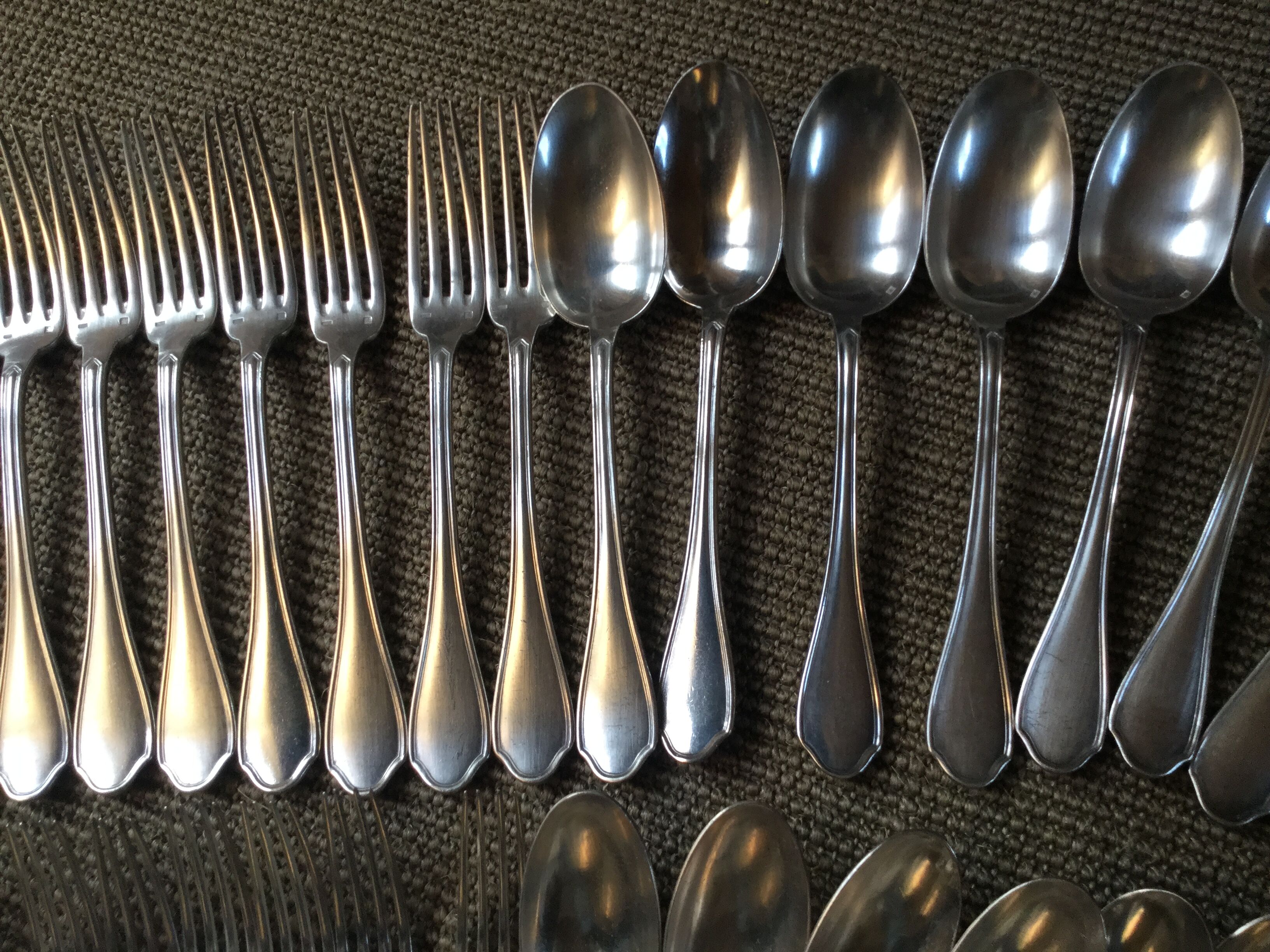 Silver metal housewife