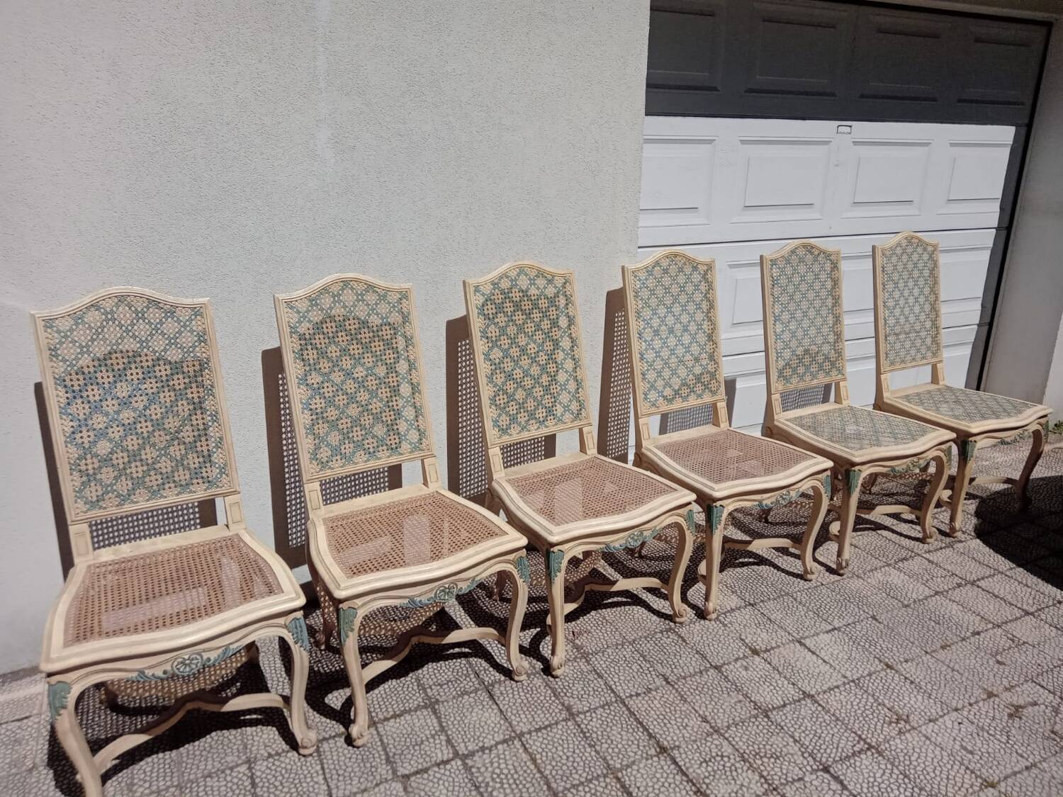 6 chaises peintes milieu du 20eme siècle