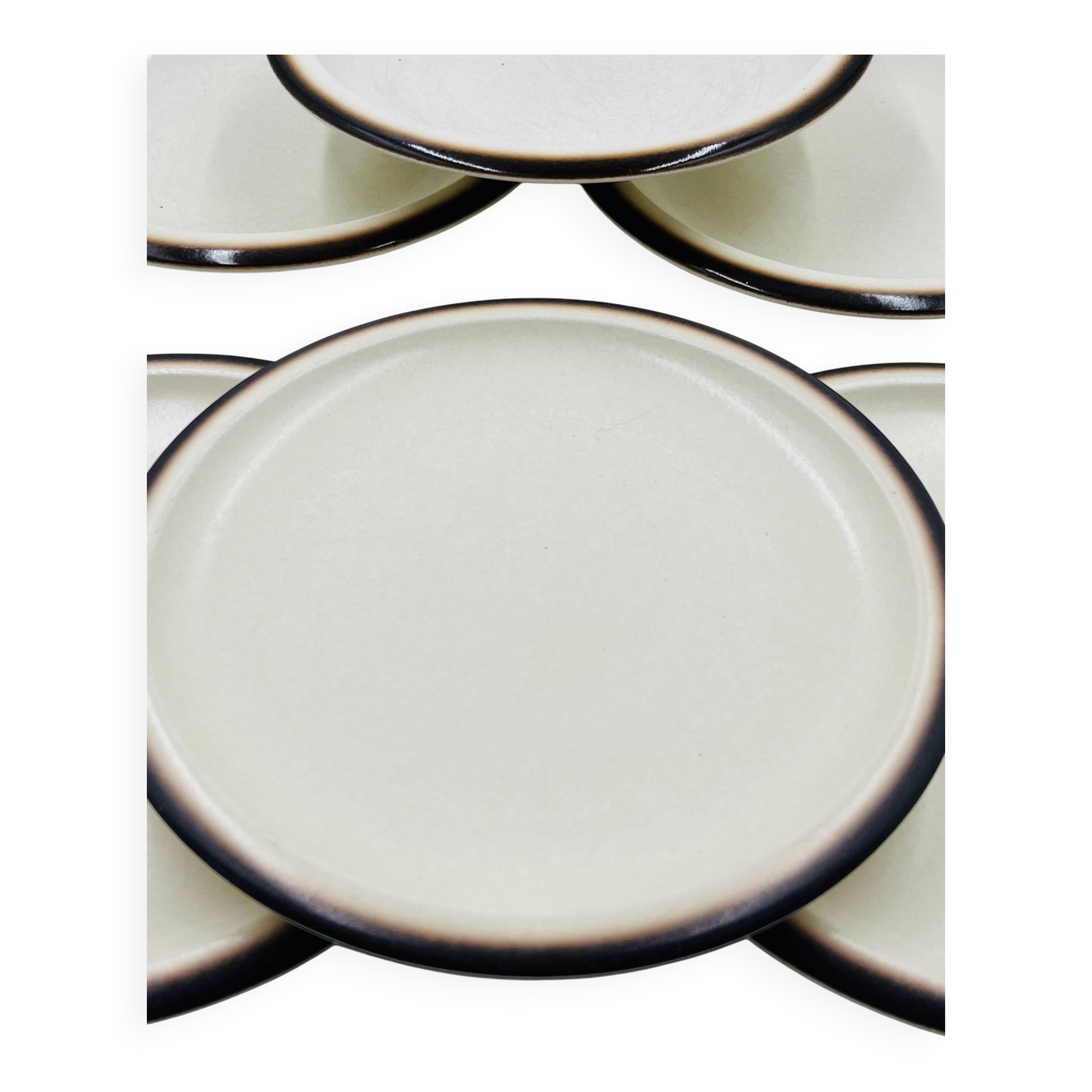 Set of 10 Boch La Louvière Sierra model plates.