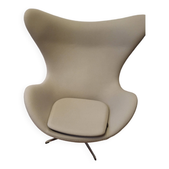 EGG armchair - JACOBSEN / HANSEN