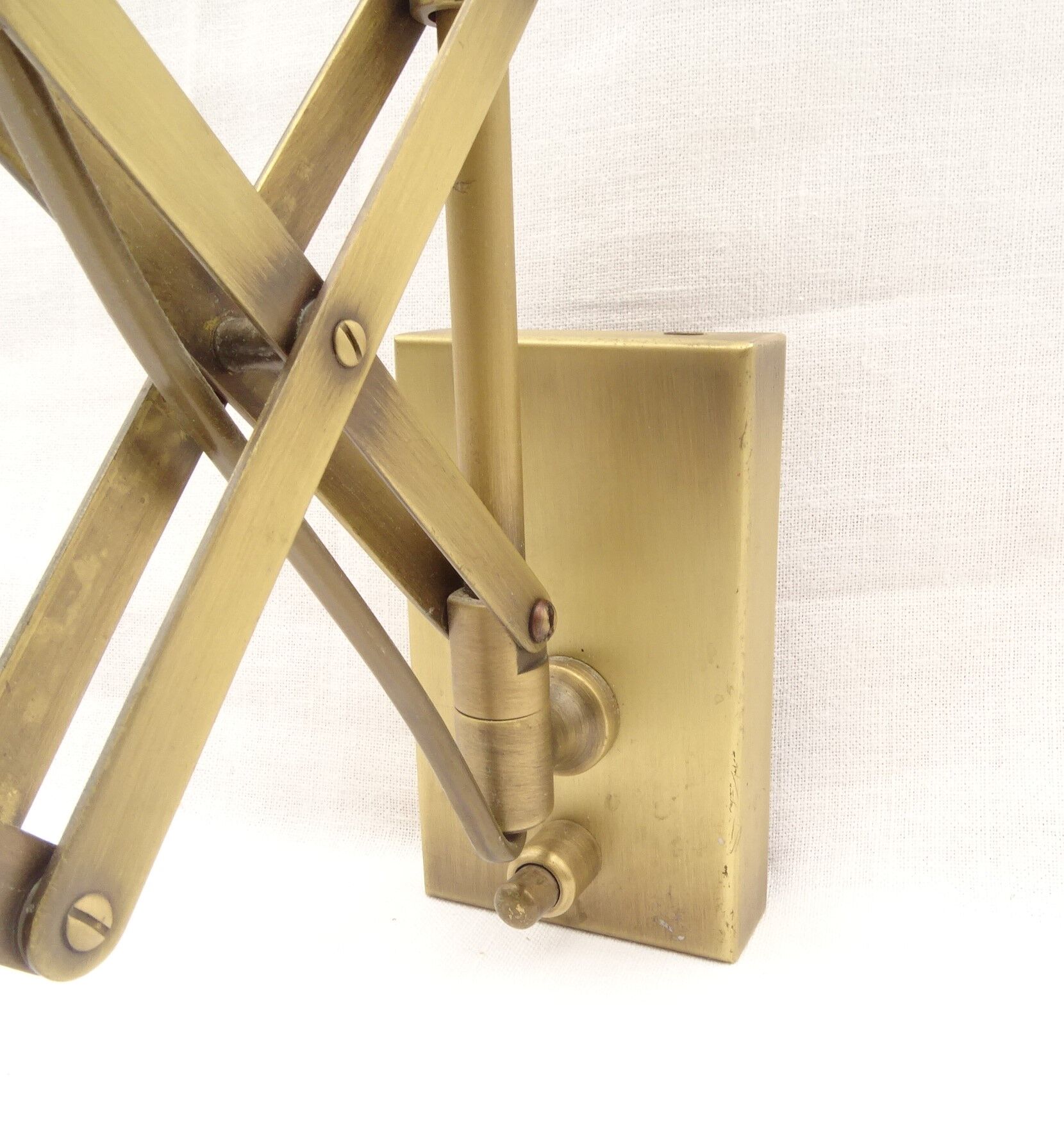 Brass Scissor Wall Lamp
