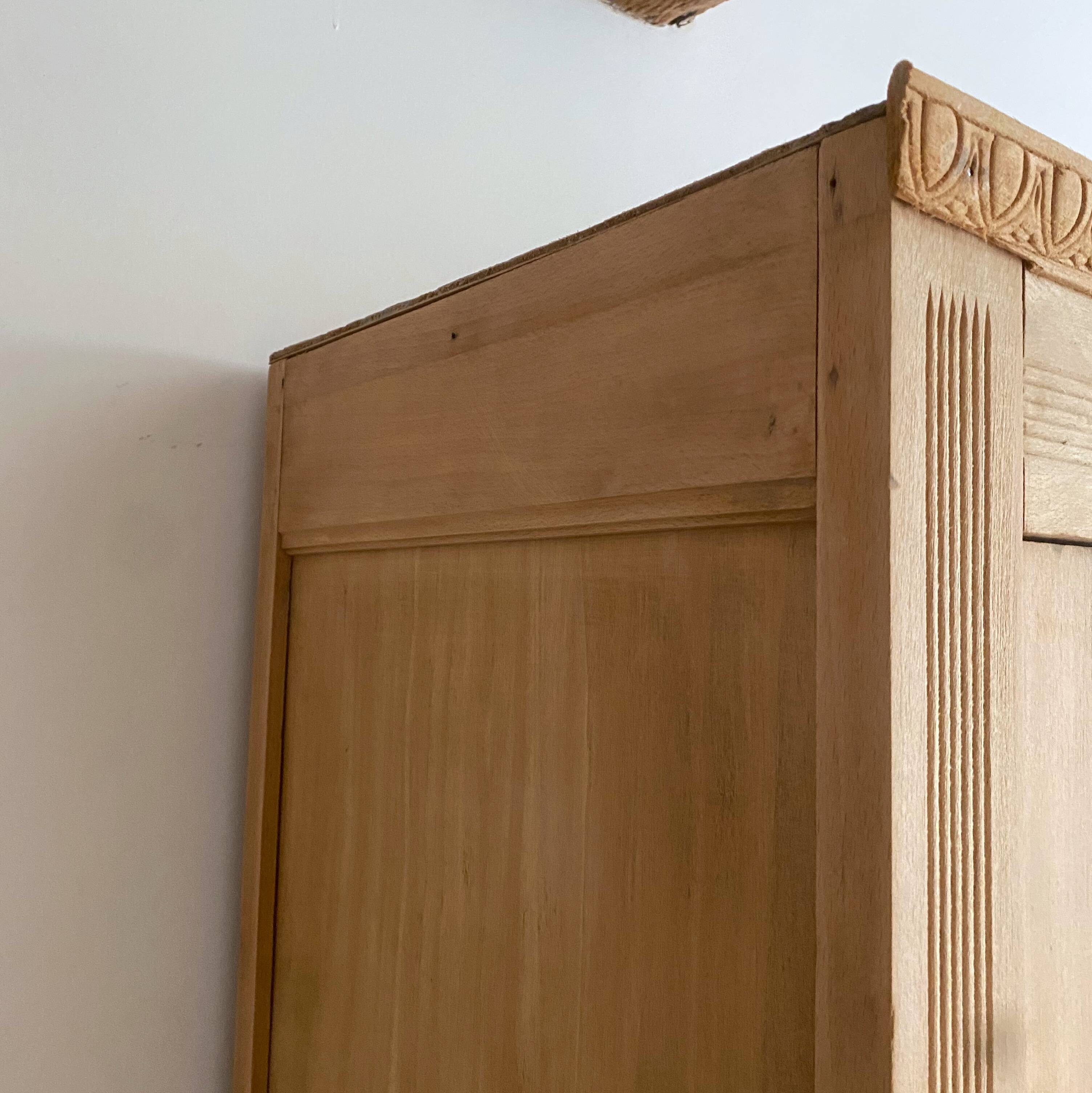 Art Deco glass cabinet