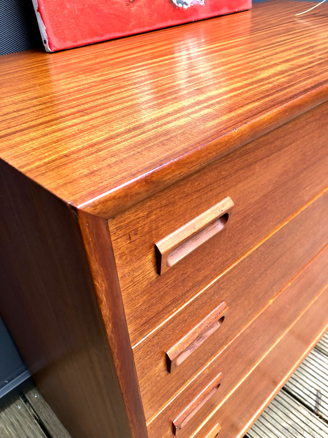 Kempkes chest of drawers