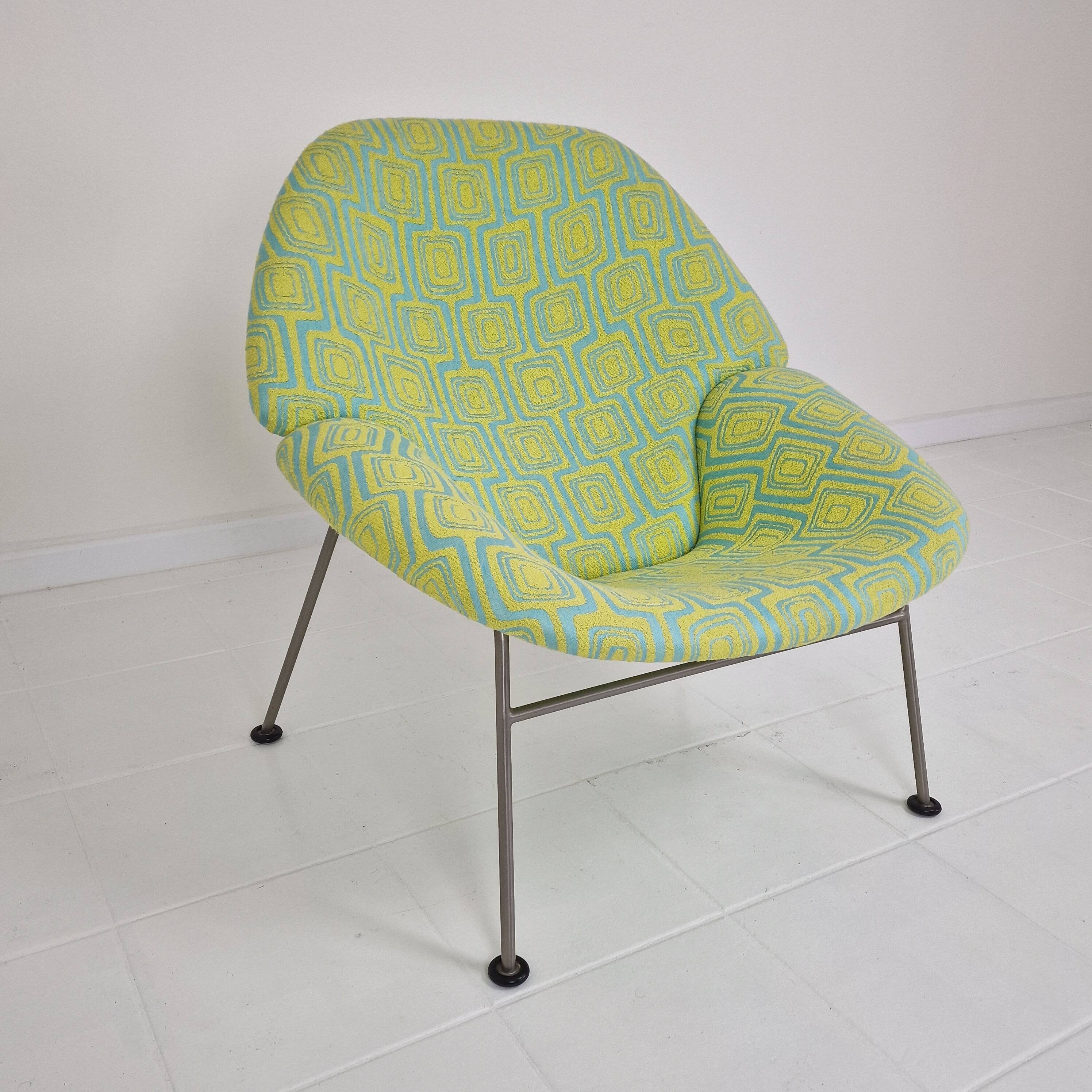 Mid-Century F555 Chair by Pierre Paulin for Artifort, 1980's