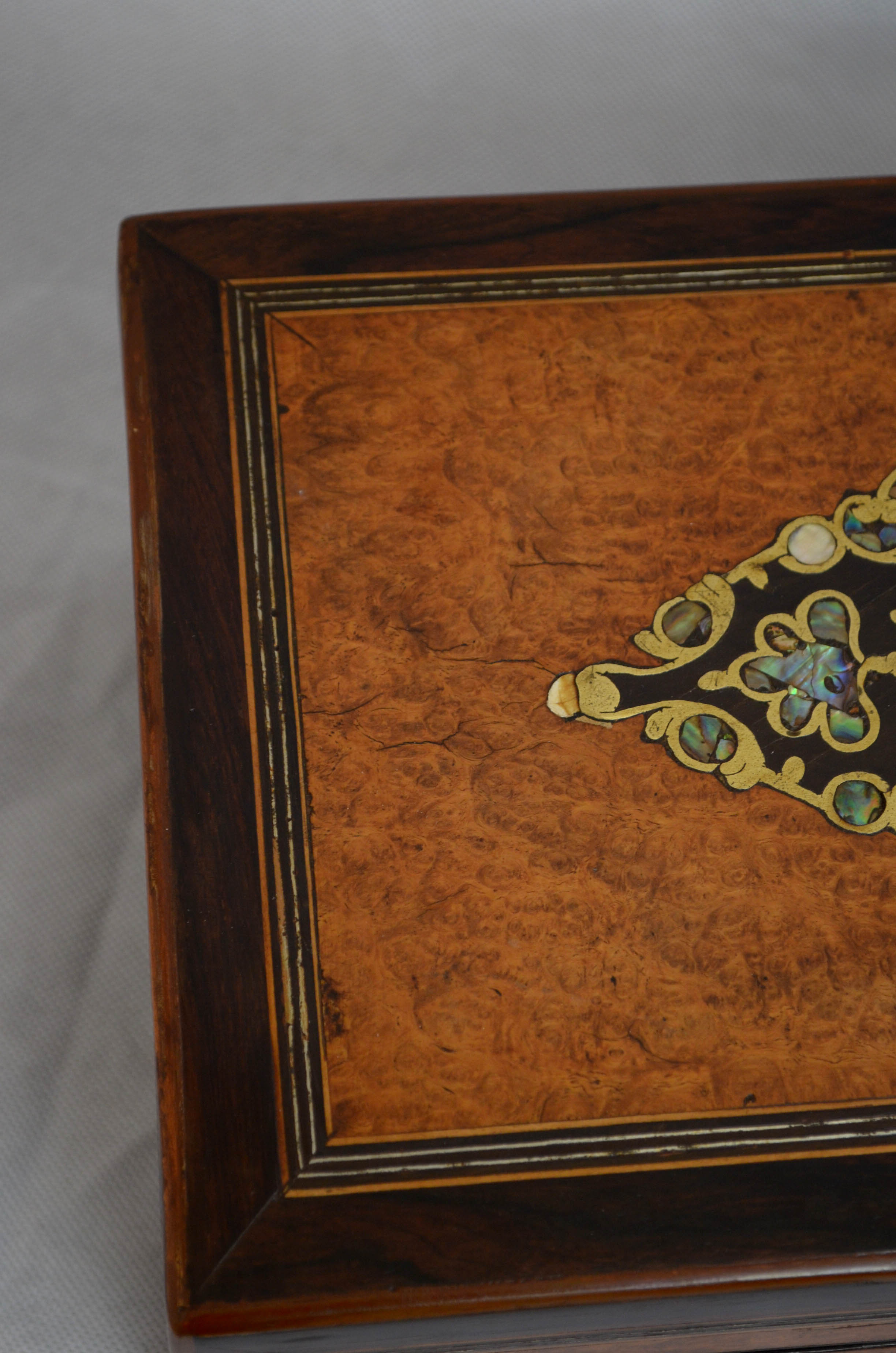 Victorian jewellery box in amboyna