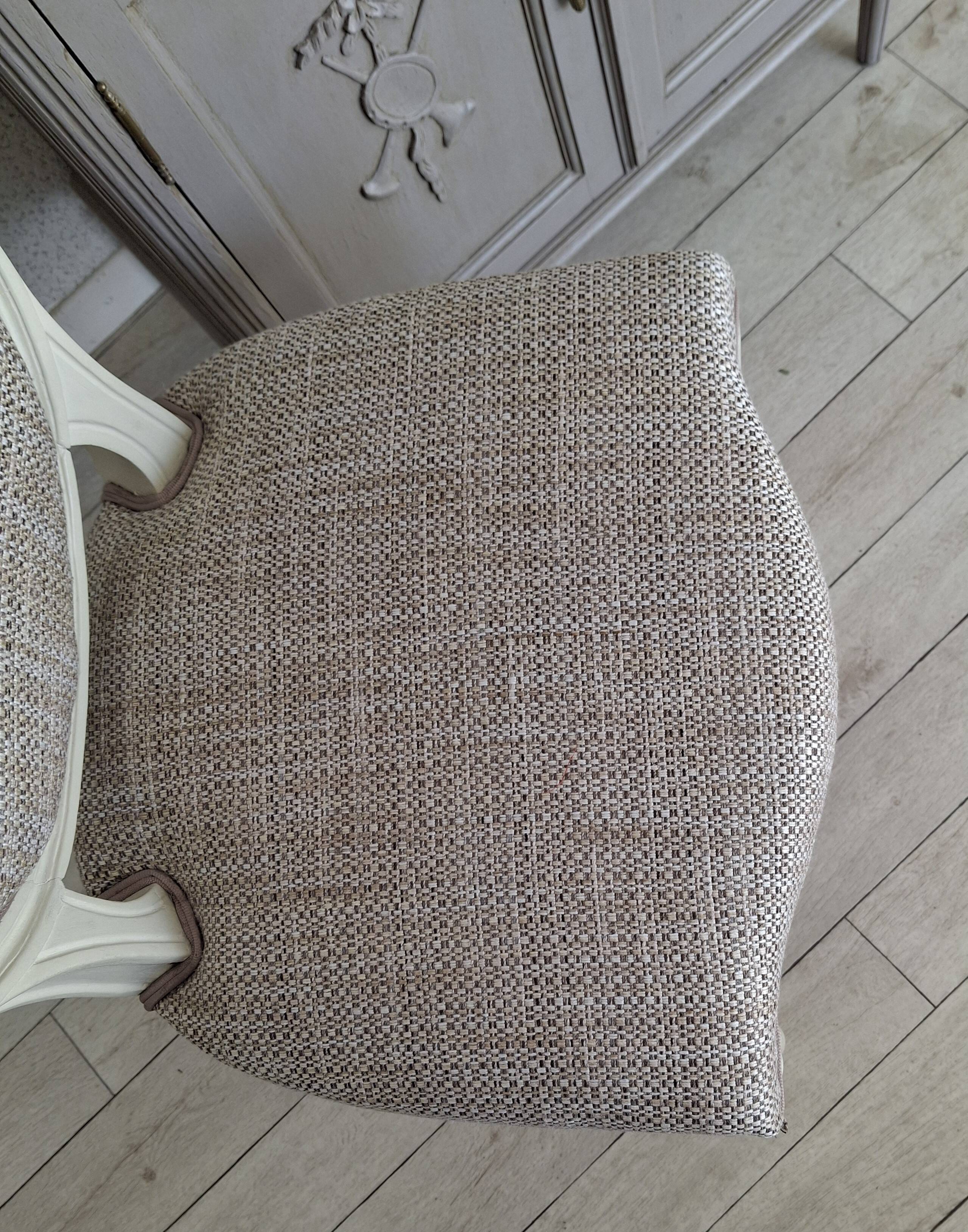 Louis XVI Medallion Chair