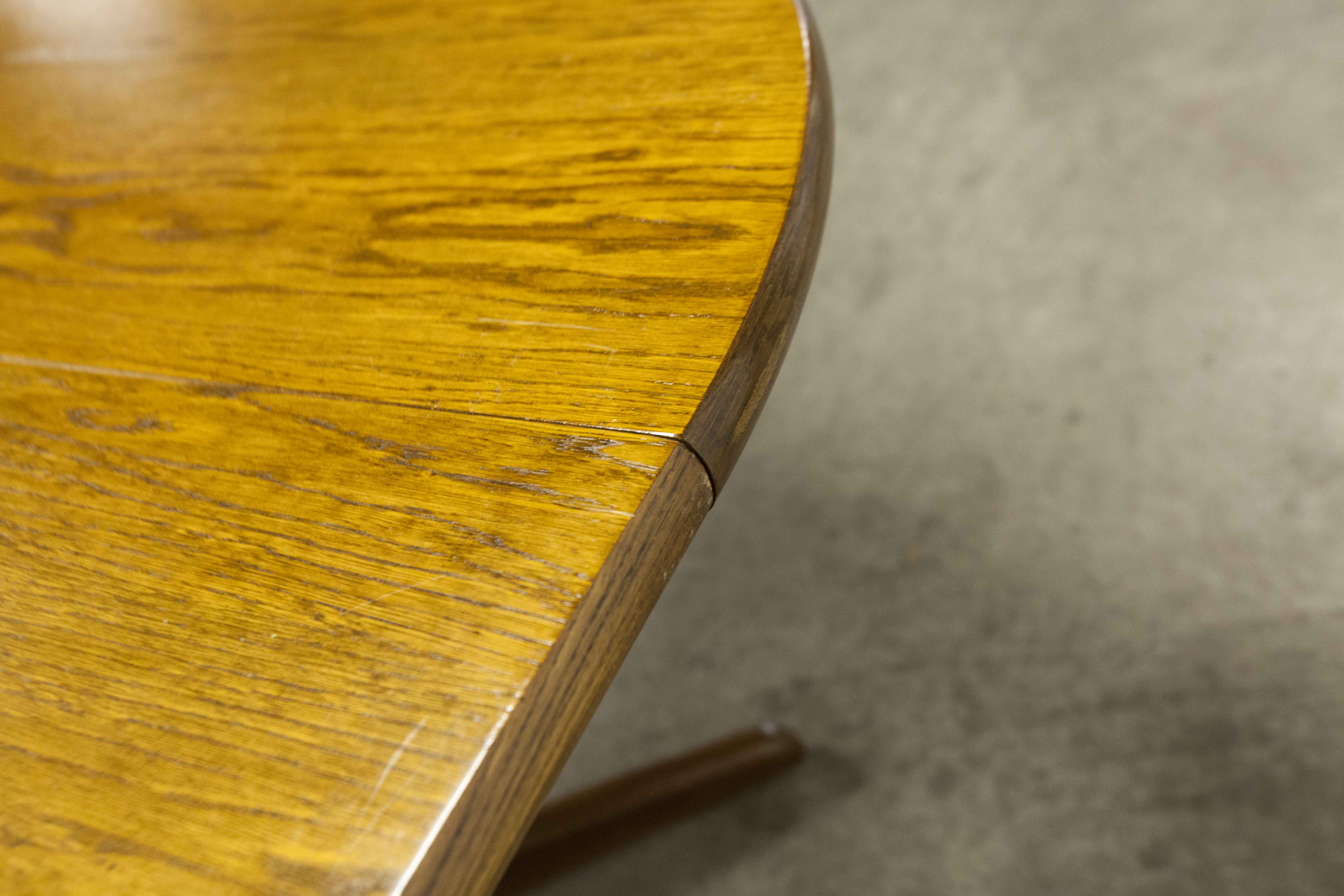 Roundtable 80's 2 solid wood extensions