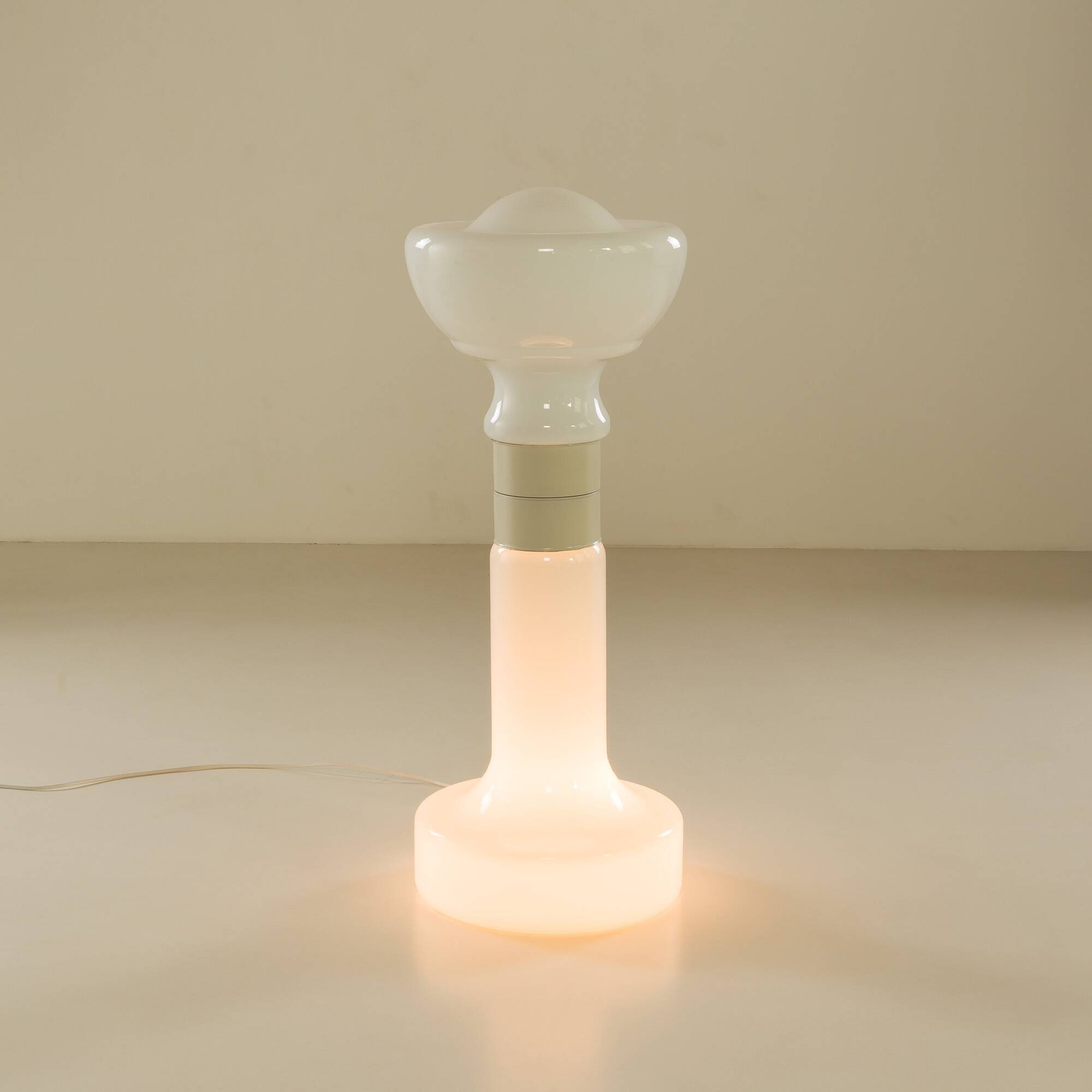 Lampdaire Murano attribuée à Mazzega, Italie, années 1970