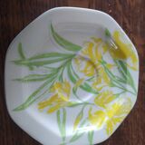 Set of three vintage sub cups