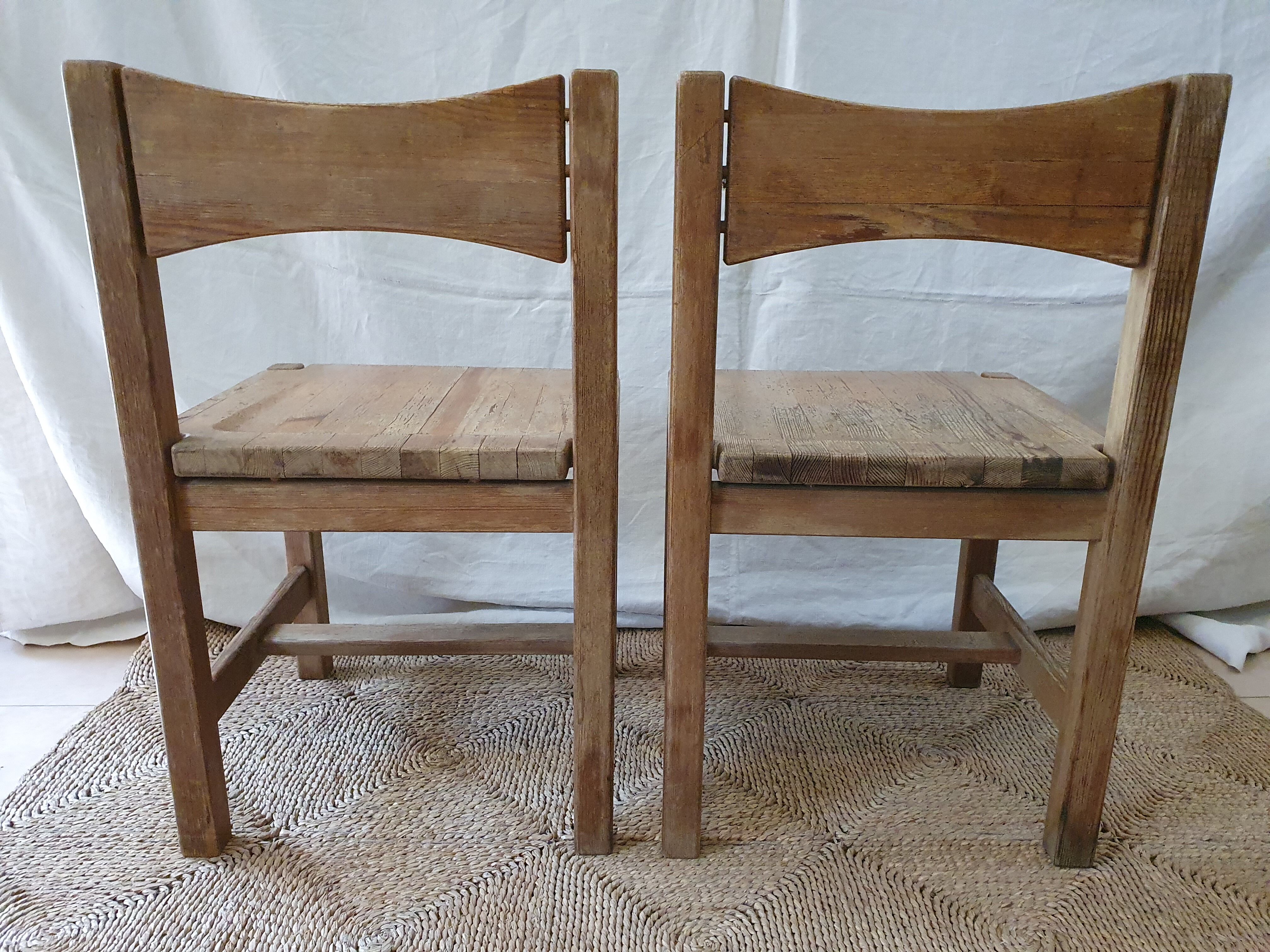Paire de chaises d'Ilmari Tapiovaara