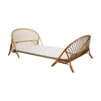 Vintage rattan basket bed 190cm x 120cm