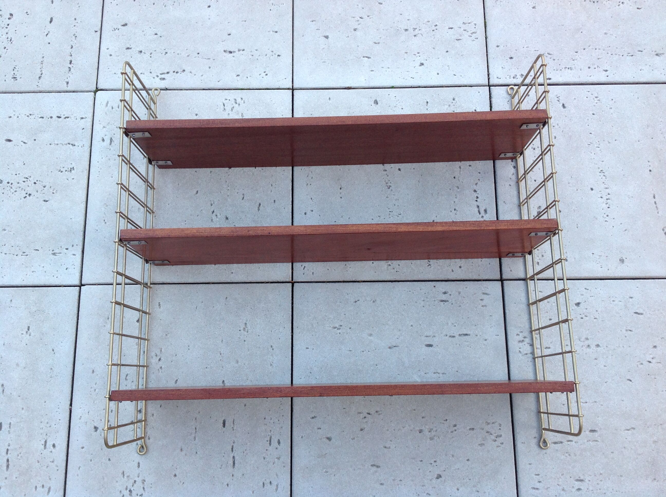 String shelf with 3 trays, vintage 60/70