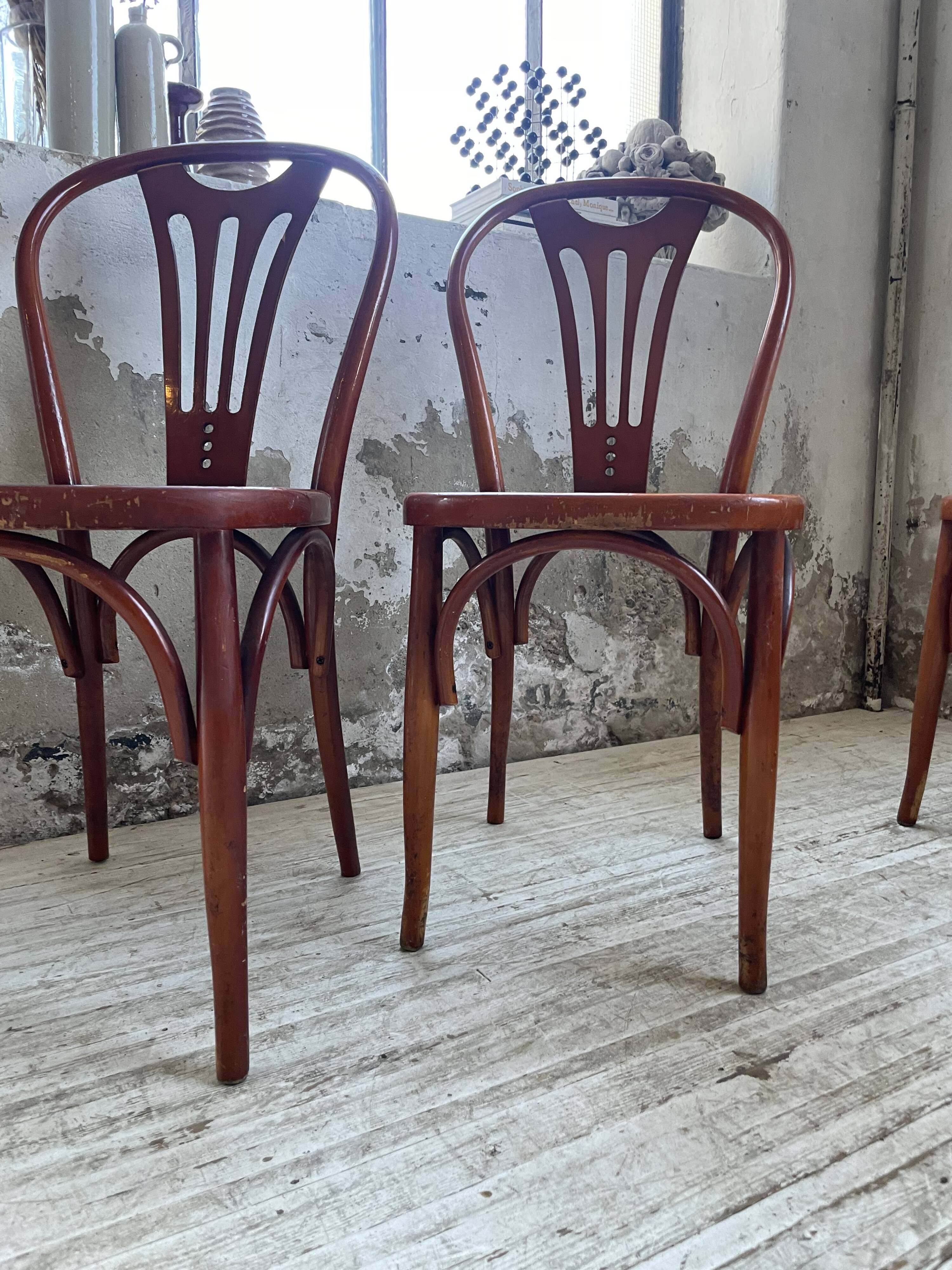 6 bistro chairs