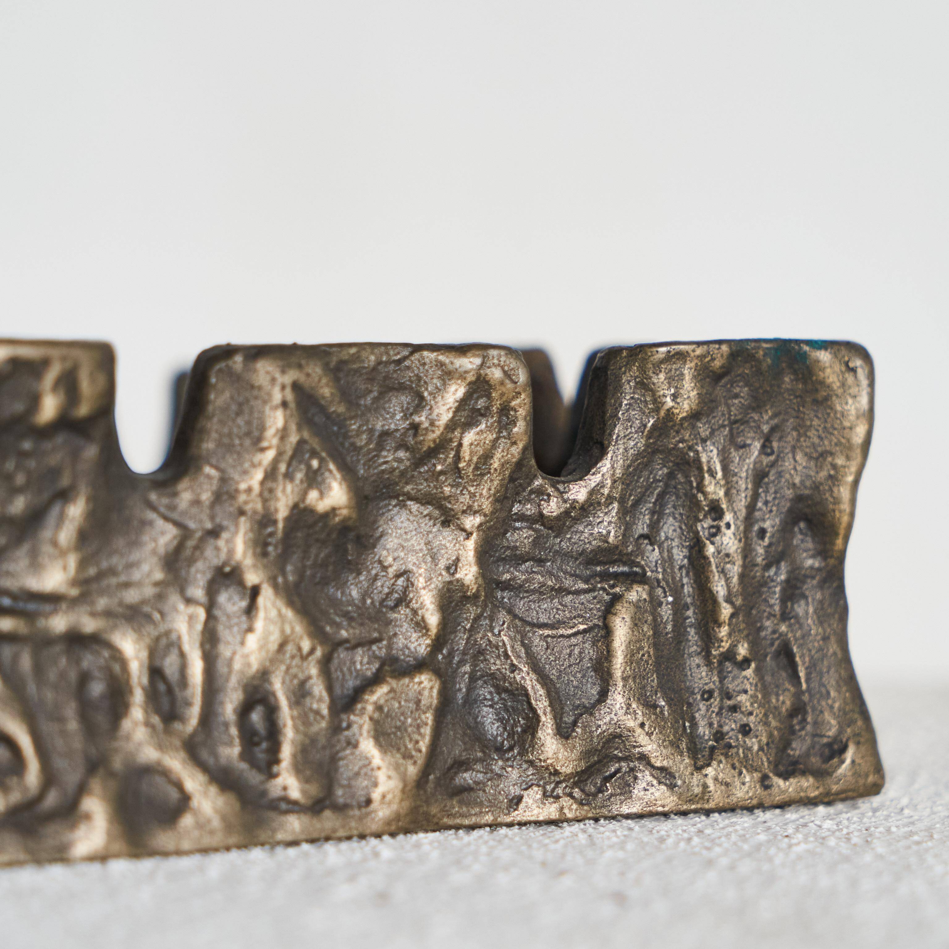 Bronze catchall in Brutalist style from the 1960s.